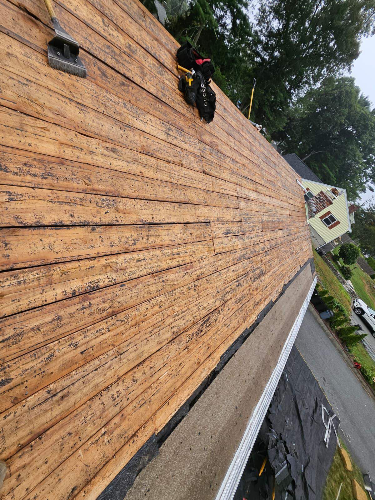 Full Roof Replacement in Stoughton, MA – Owens Corning Duration Designer, Pacific Wave by JOHNNYS PRO