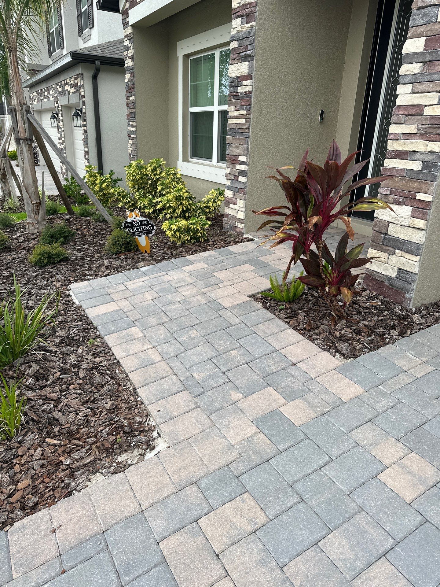 Paver Cleaning and Sealing in Berry Bay, Sun City Center by Supreme Paver Experts