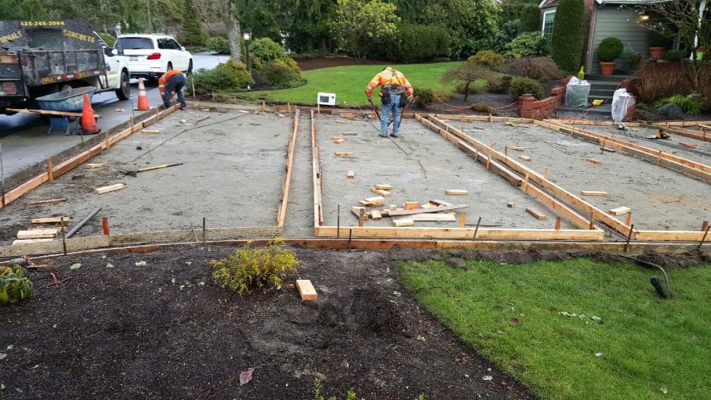 Custom Aggregate Driveway and Stamped Finish  by Jireh Asphalt & Concrete Inc 