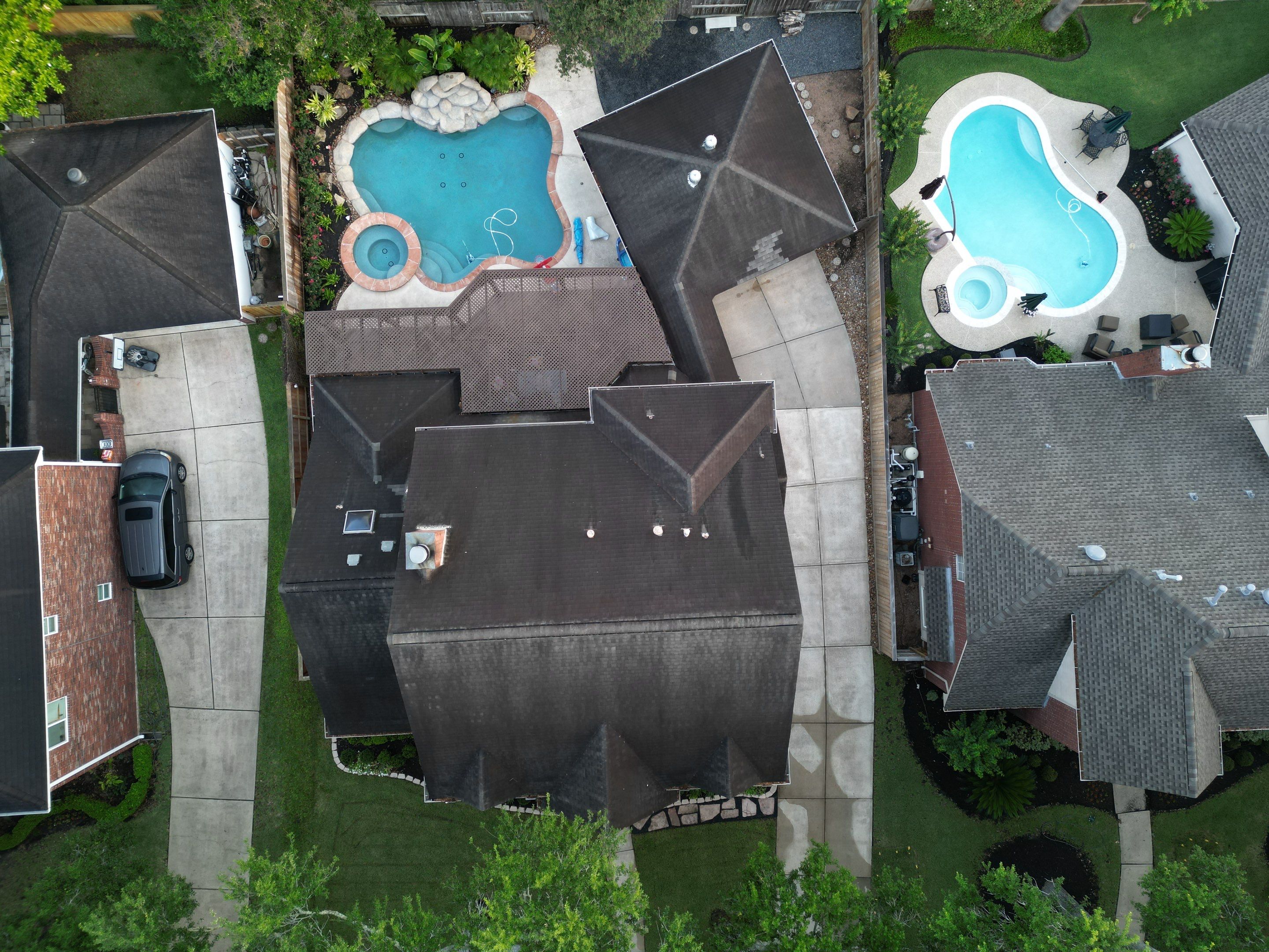 OC Duration Brownwood by HHH Roofing & Construction