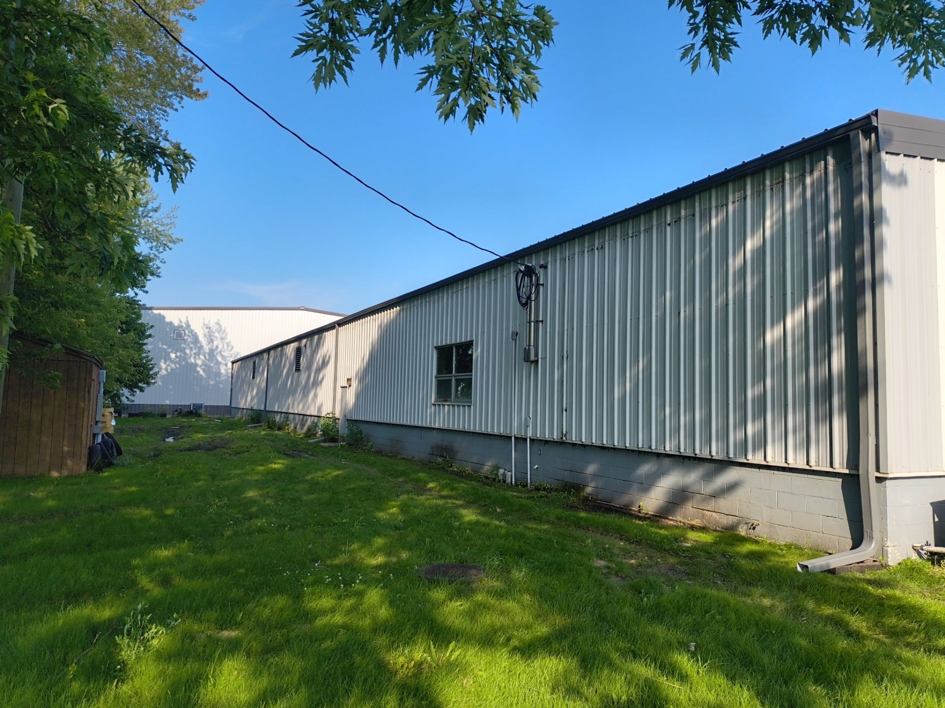 6" Commercial Seamless Gutter Installation – Morris, MN by Next Level Seamless Gutters / Exteriors Inc.