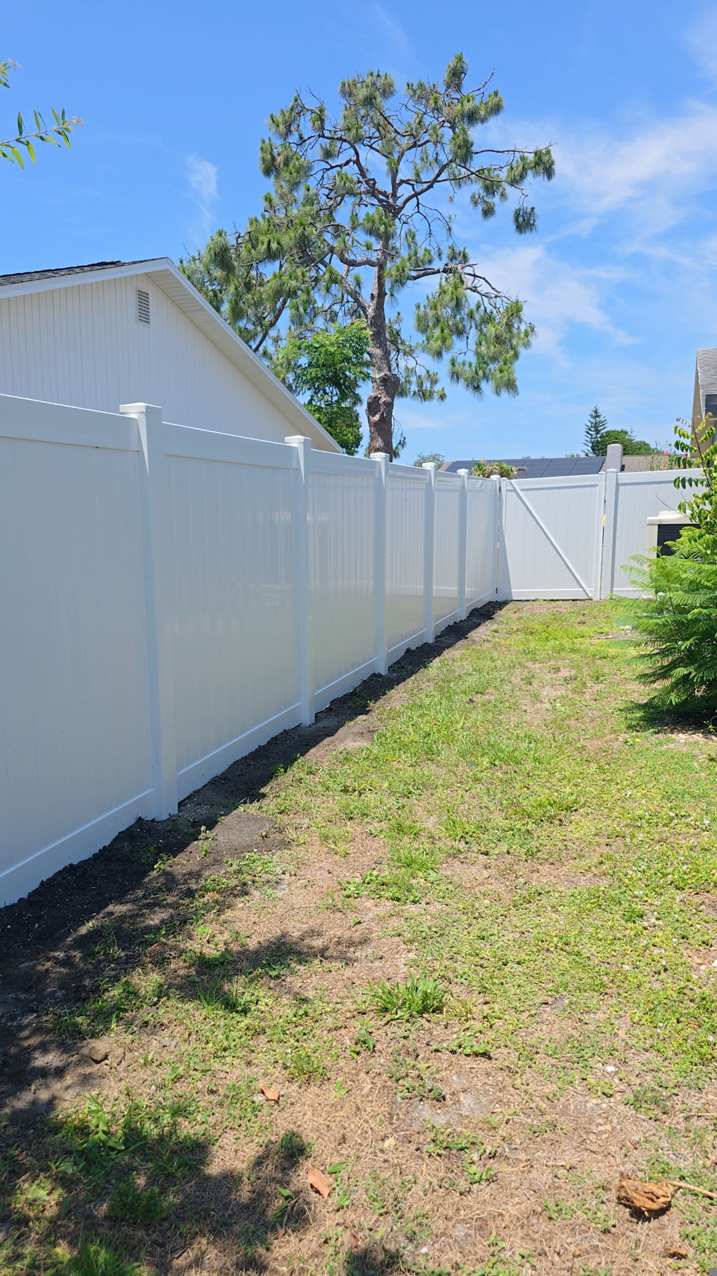 Vinyl Fence in Sarasota by True Fence LLC