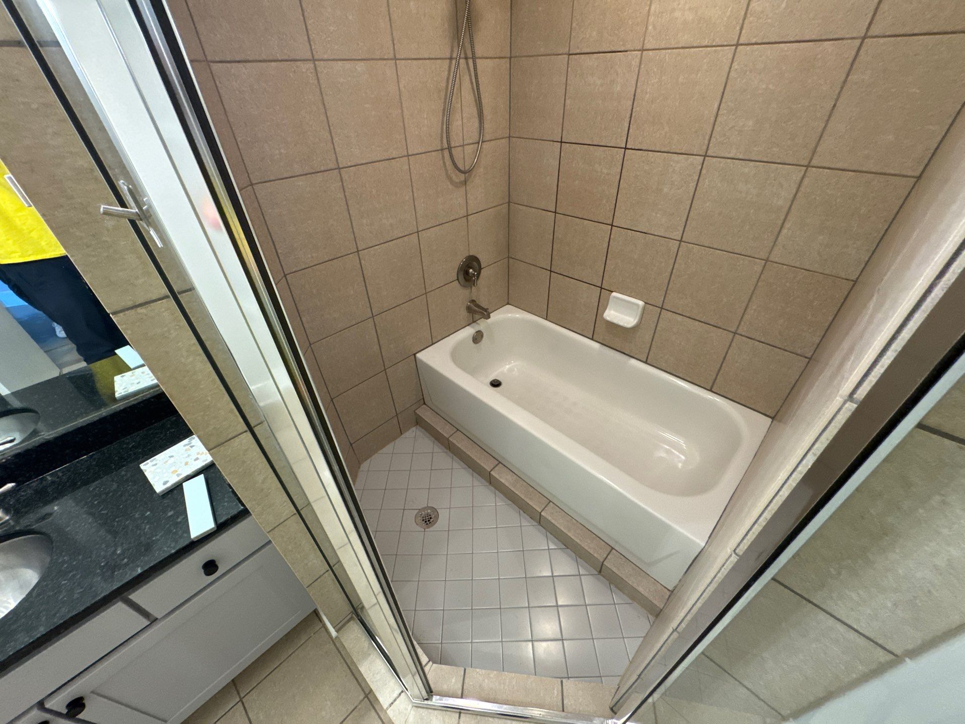 Bathroom renovation by Prudencio