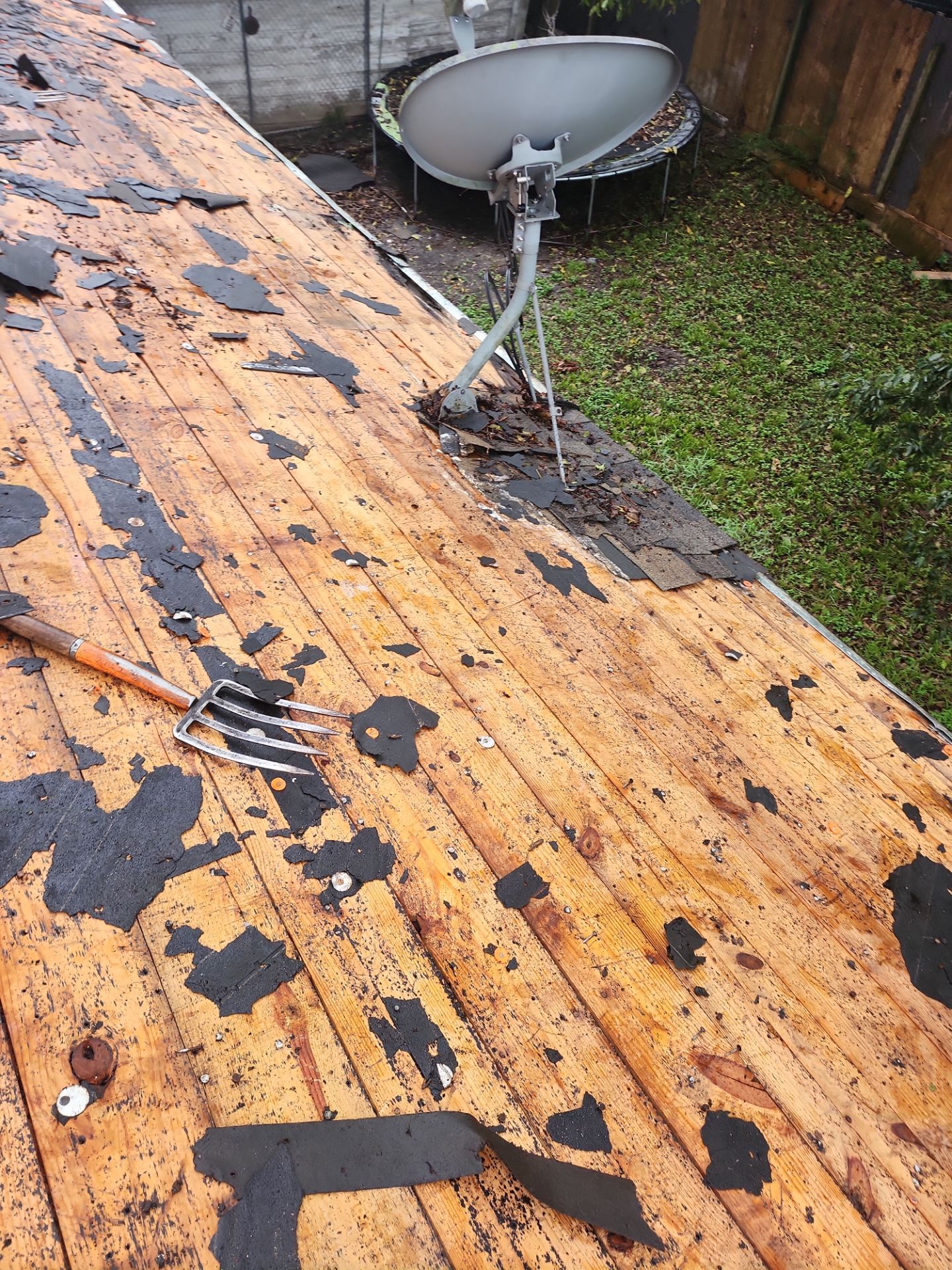 Residential Roofing Installation using Owen's Corning Duration (Lifetime) Shingles by Roof Repair Company