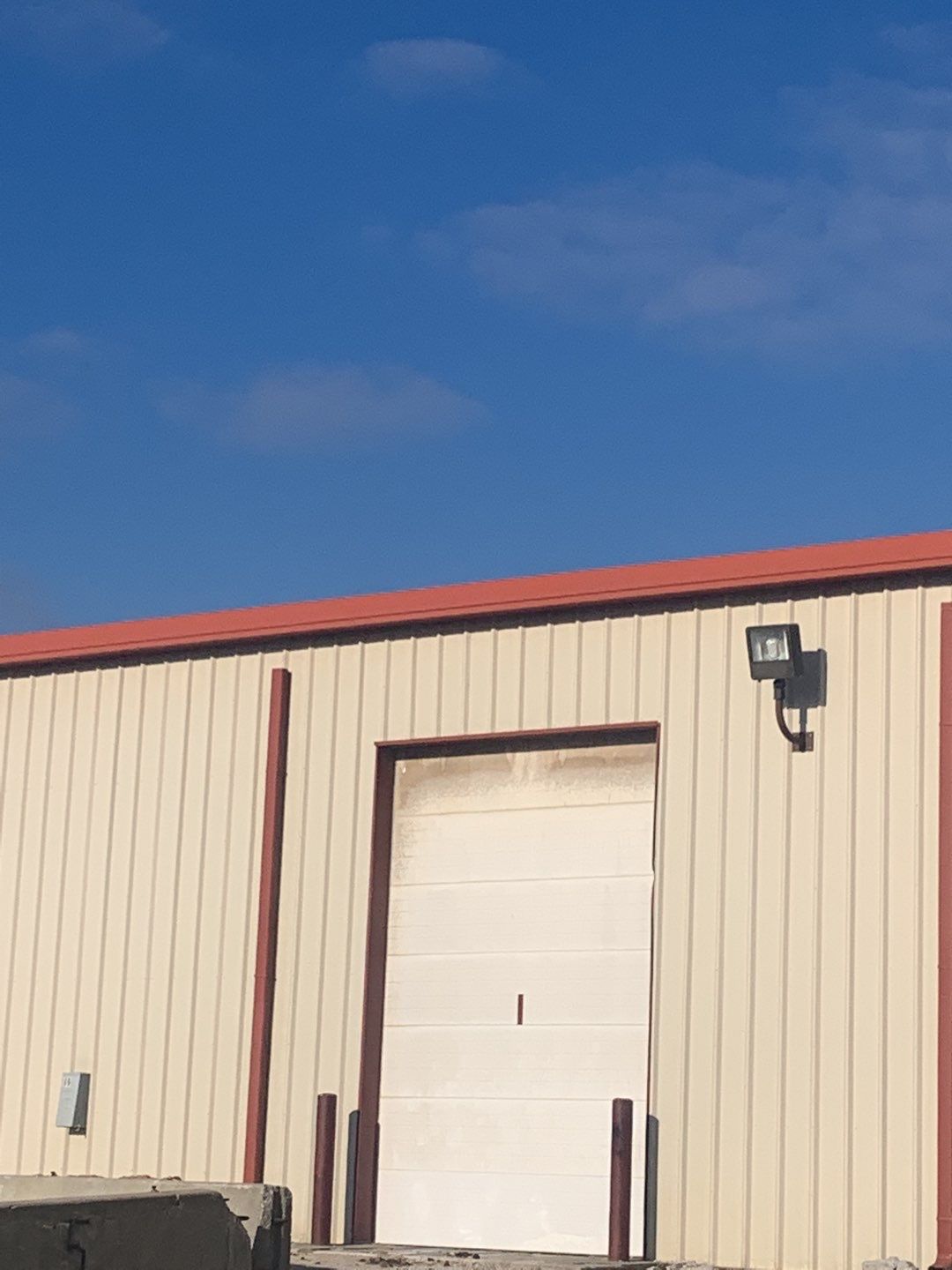Commercial Roofing Installation using 24 Guage Double Lock Standing Seam by CentiMark Roofing
