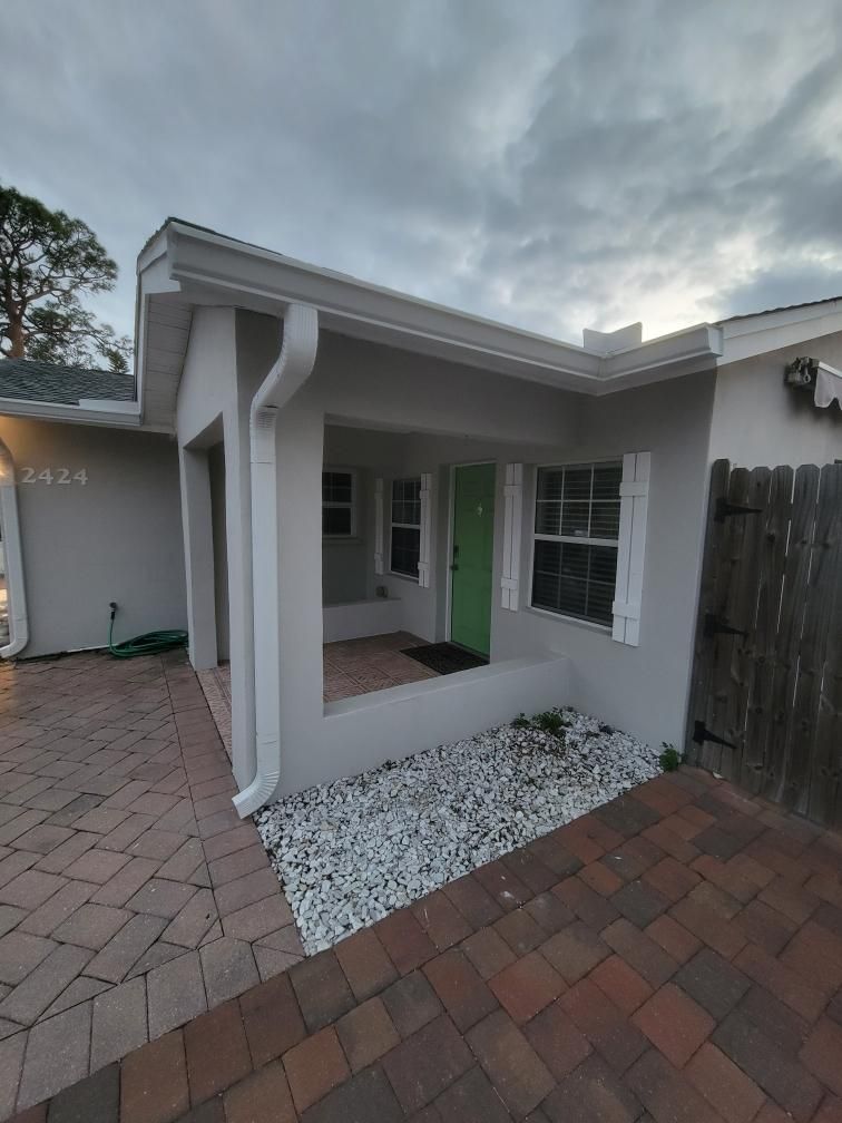 6-inch K-Style Gutter Installation in Sarasota FL by Gutter Professors