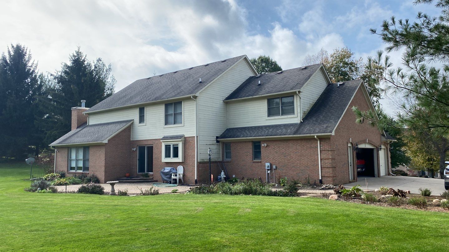 New Roof Installation - Private Residence  by Bloomfield Construction & Restoration