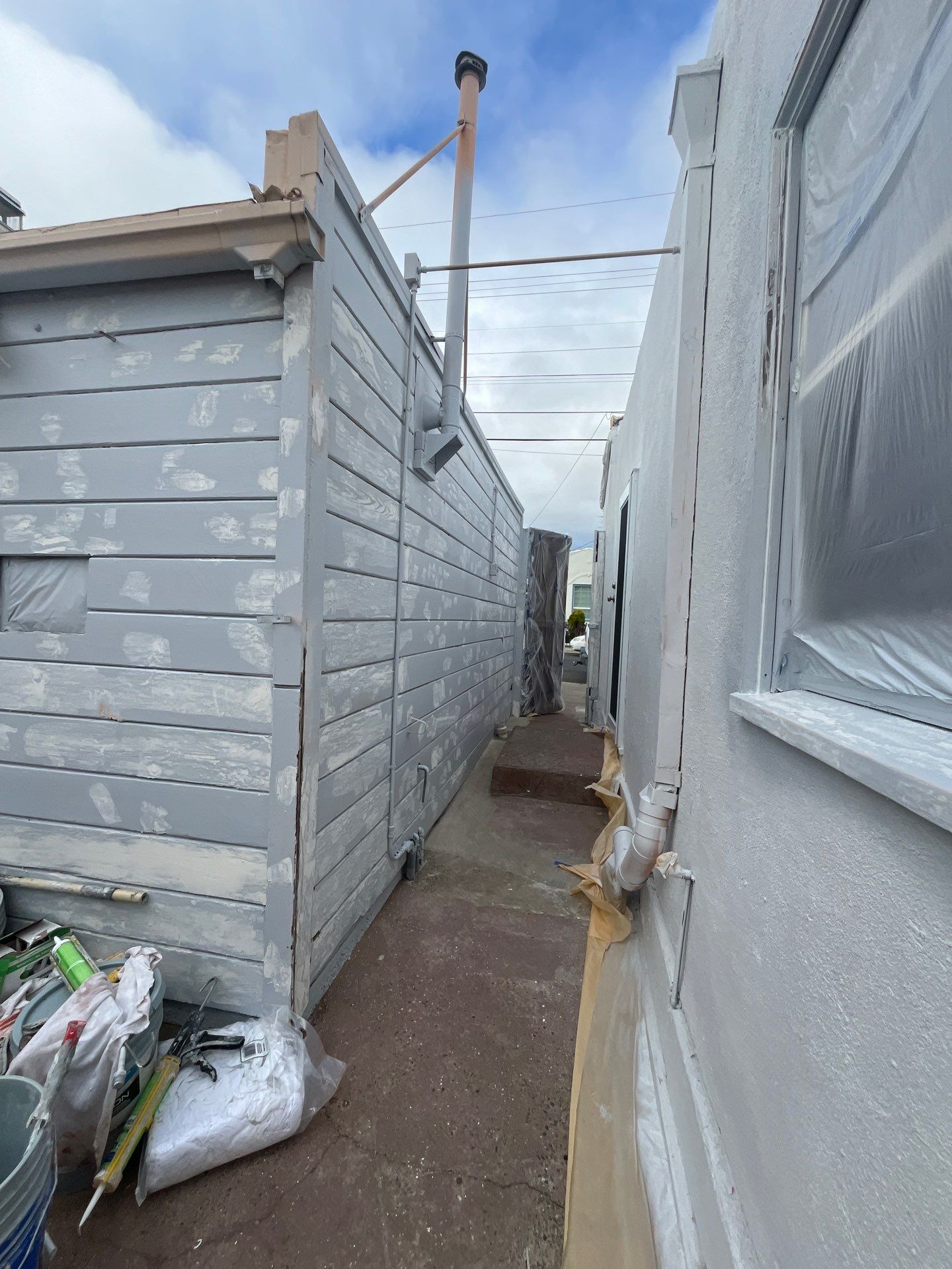 Project in Oakland by Herrera’s Bay Area Painting inc.