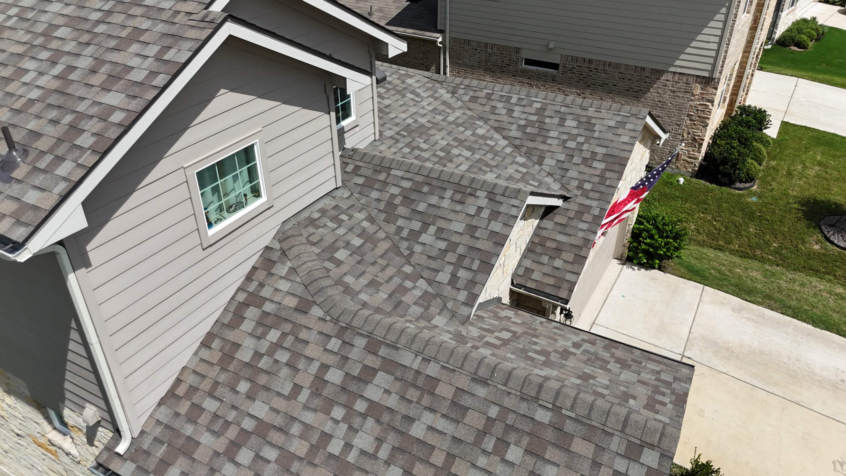 Driftwood - Owens Corning TruDefinition Duration by RoofsOnly.com