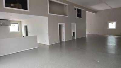 Shop Floor Using Custom Flake