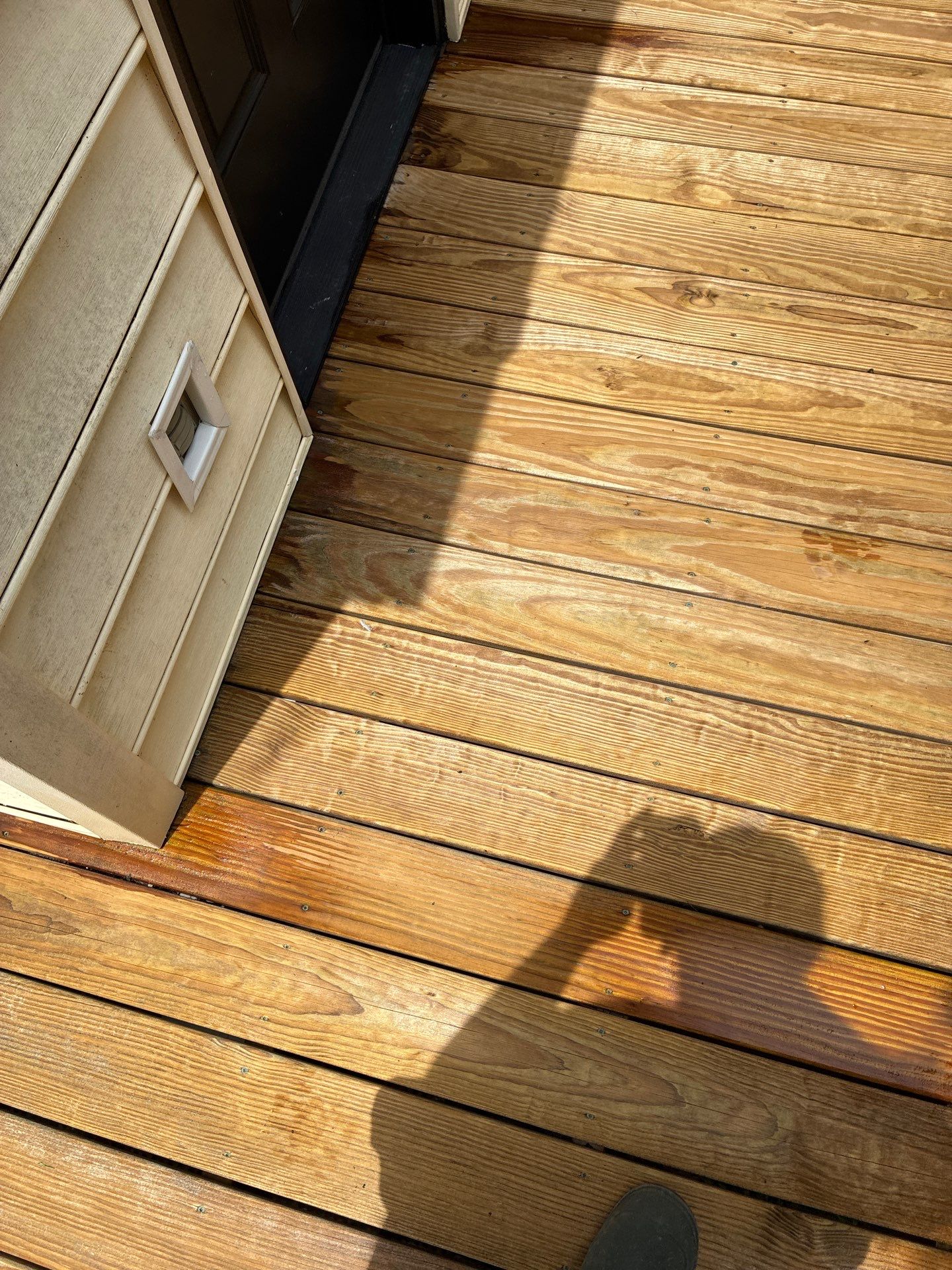 Deck using Wood Sealant by DuraSeal