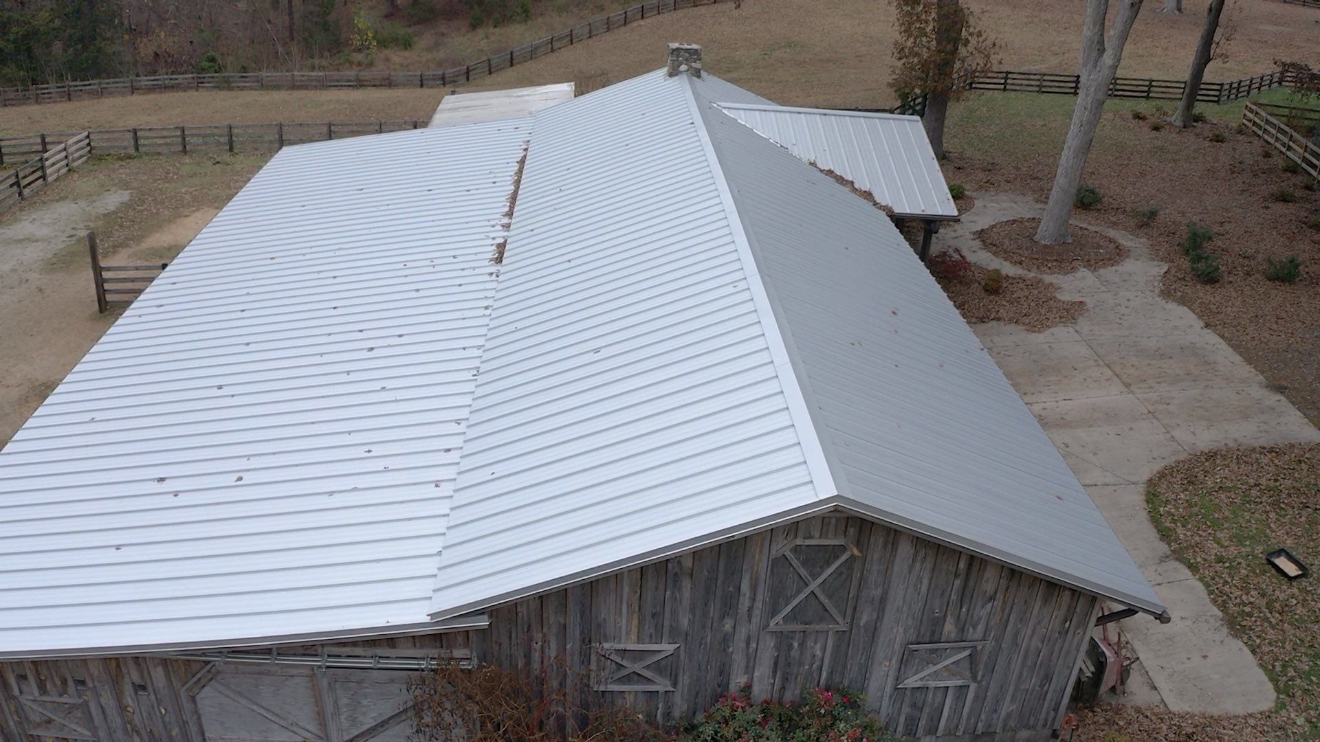 Beautiful Standing Seam Metal Roof by Just In Time Roofing and Restoration
