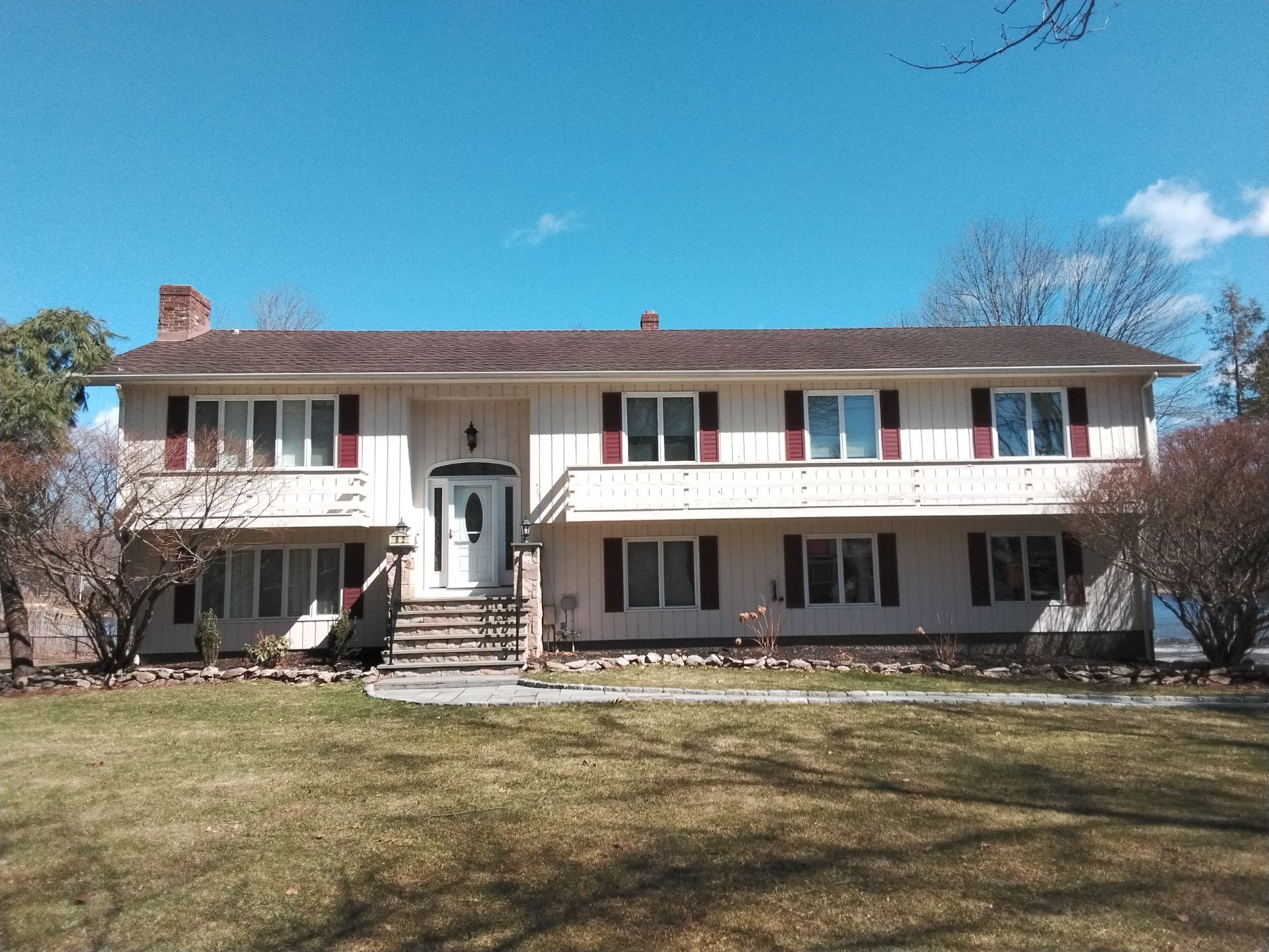 Siding Transformation with Cert Cedar Impressions, D/7 Perfection Straight Bottom, Pacific Blue and Cert Mainstreet D/4 Clapboard, Pacific Blue by DiGiorgi Roofing and Siding Inc
