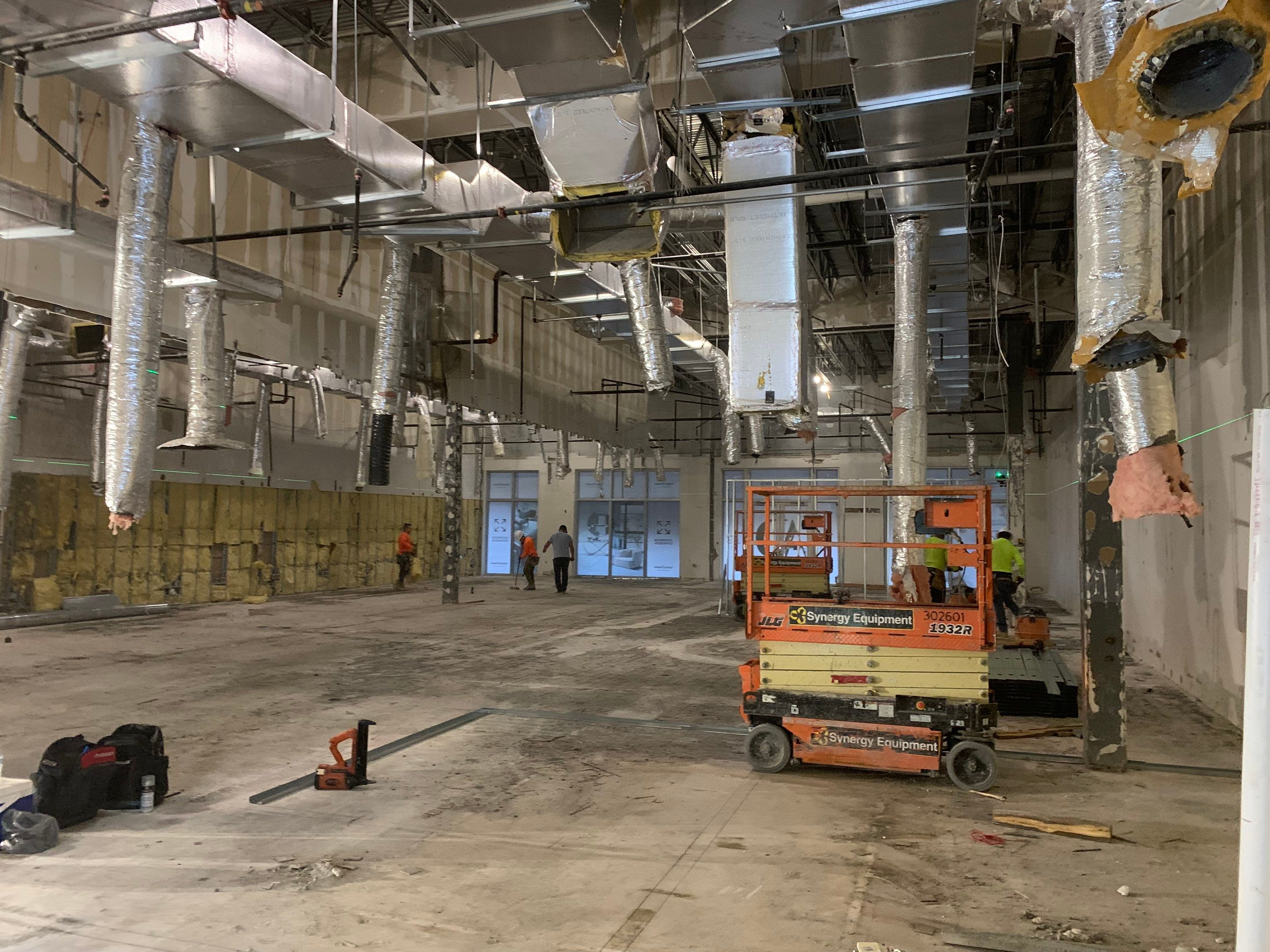 Aventura Comercial by The Goat Contractor ( Giampri Corp)