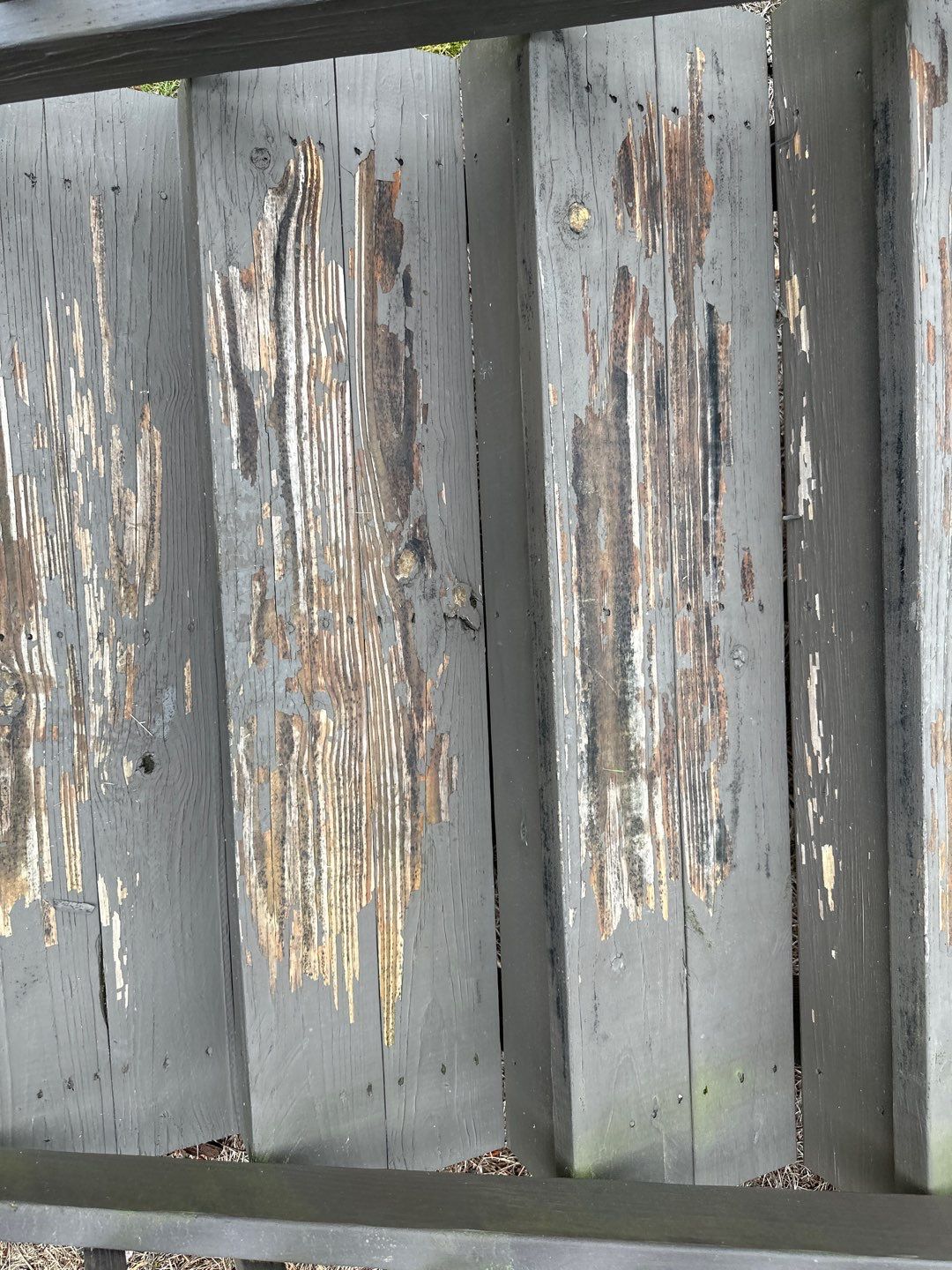 Weathered Deck using AcryFin by DuraSeal