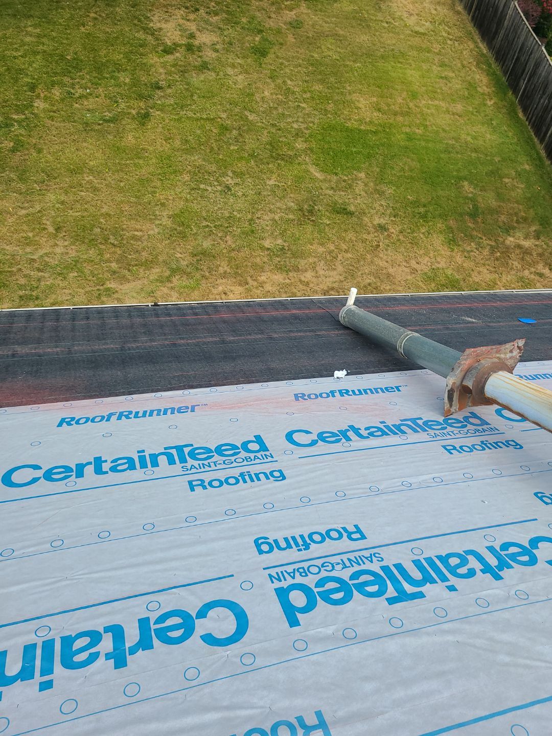 Falls Church: CertainTeed Landmark Pro Designer Shingles in Max Def Pewterwood by RM Banning, Inc.