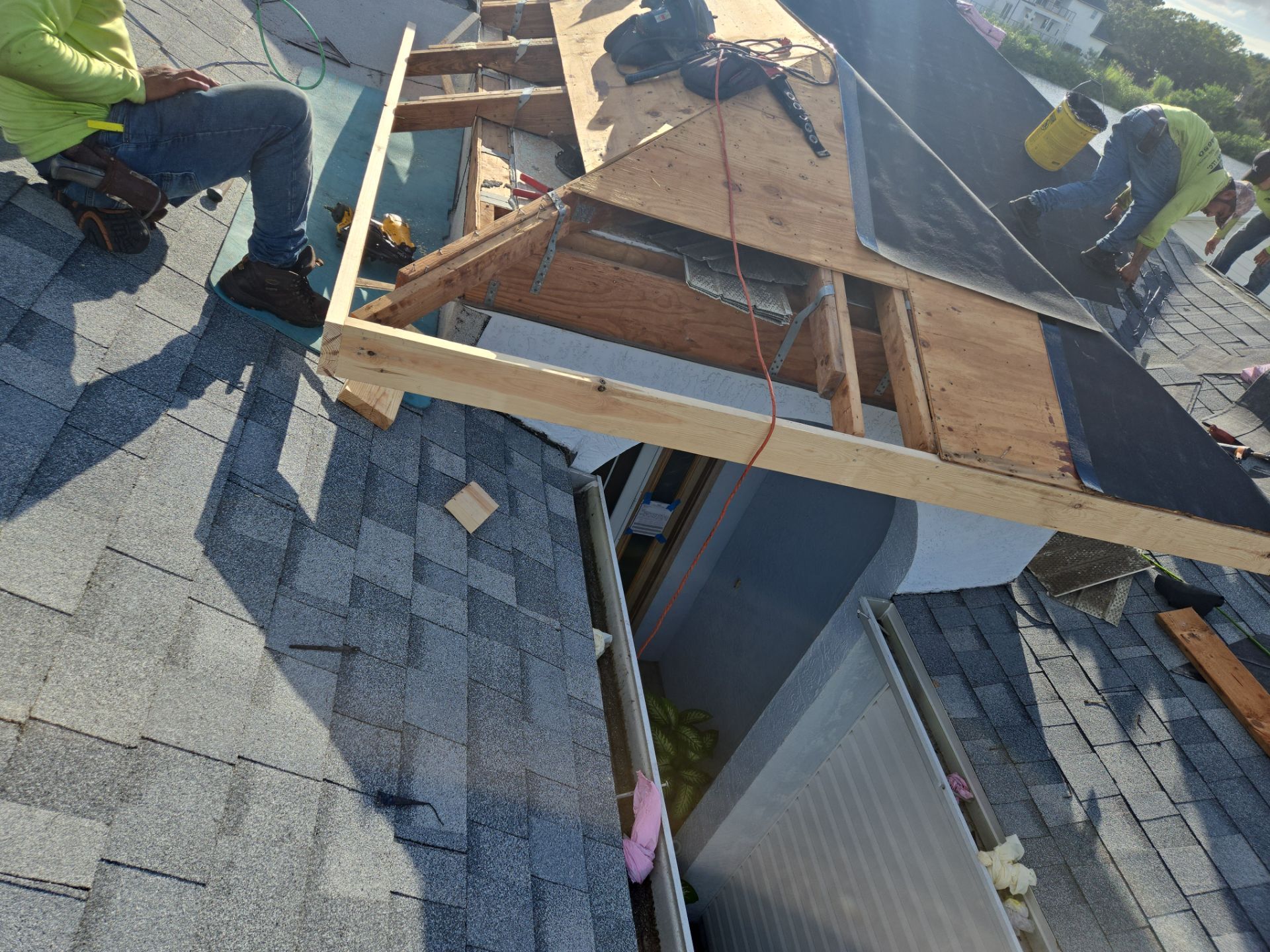 Project in Oldsmar 34677 by Mitchell Roofing Company LLC 