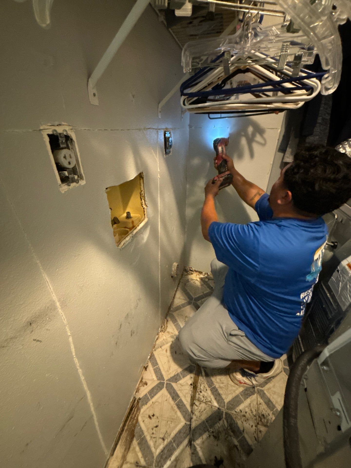 Bradenton Water Damage Restoration by Ampm Restoration Services