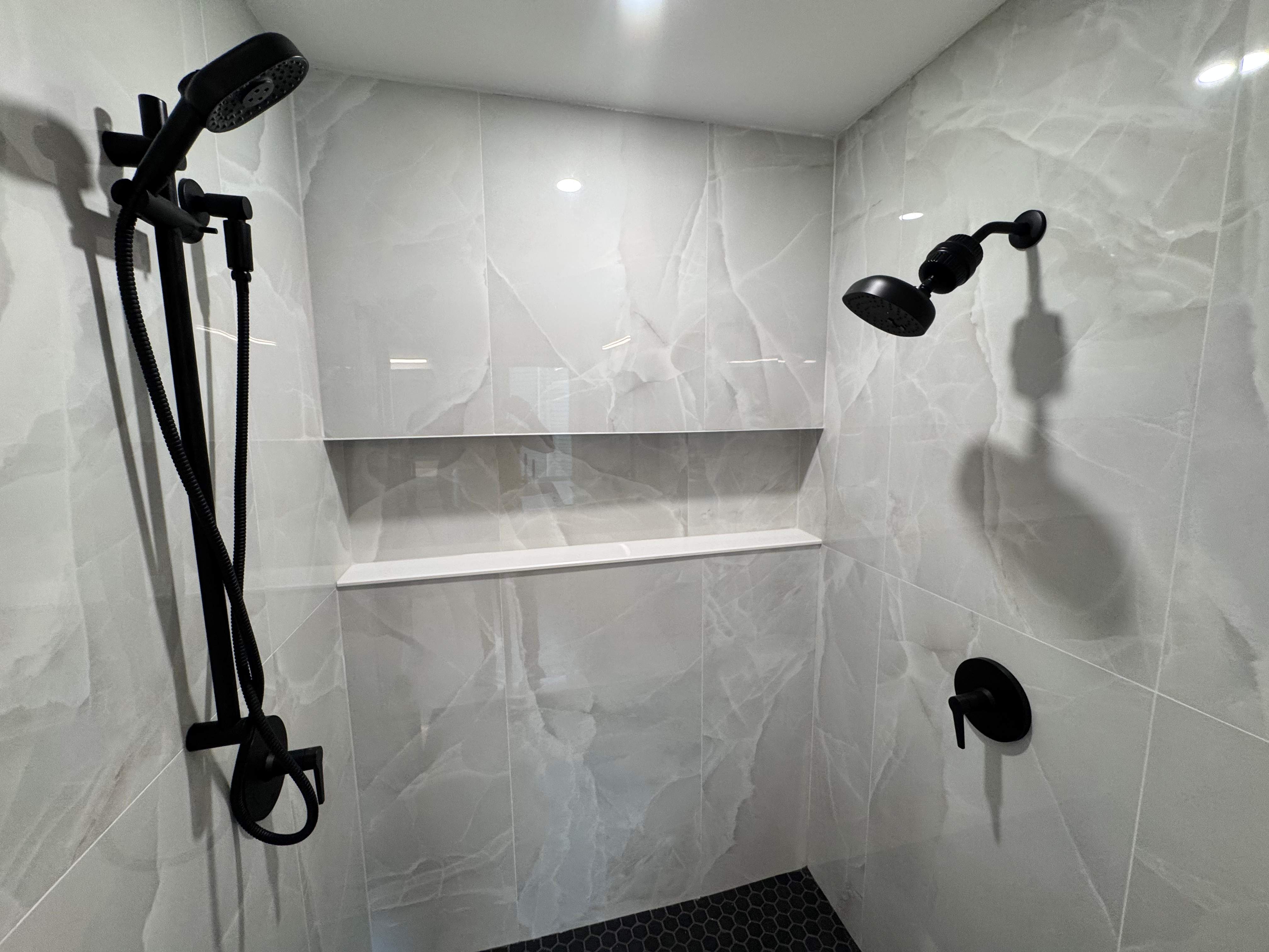 Master bathroom renovation by Prudencio