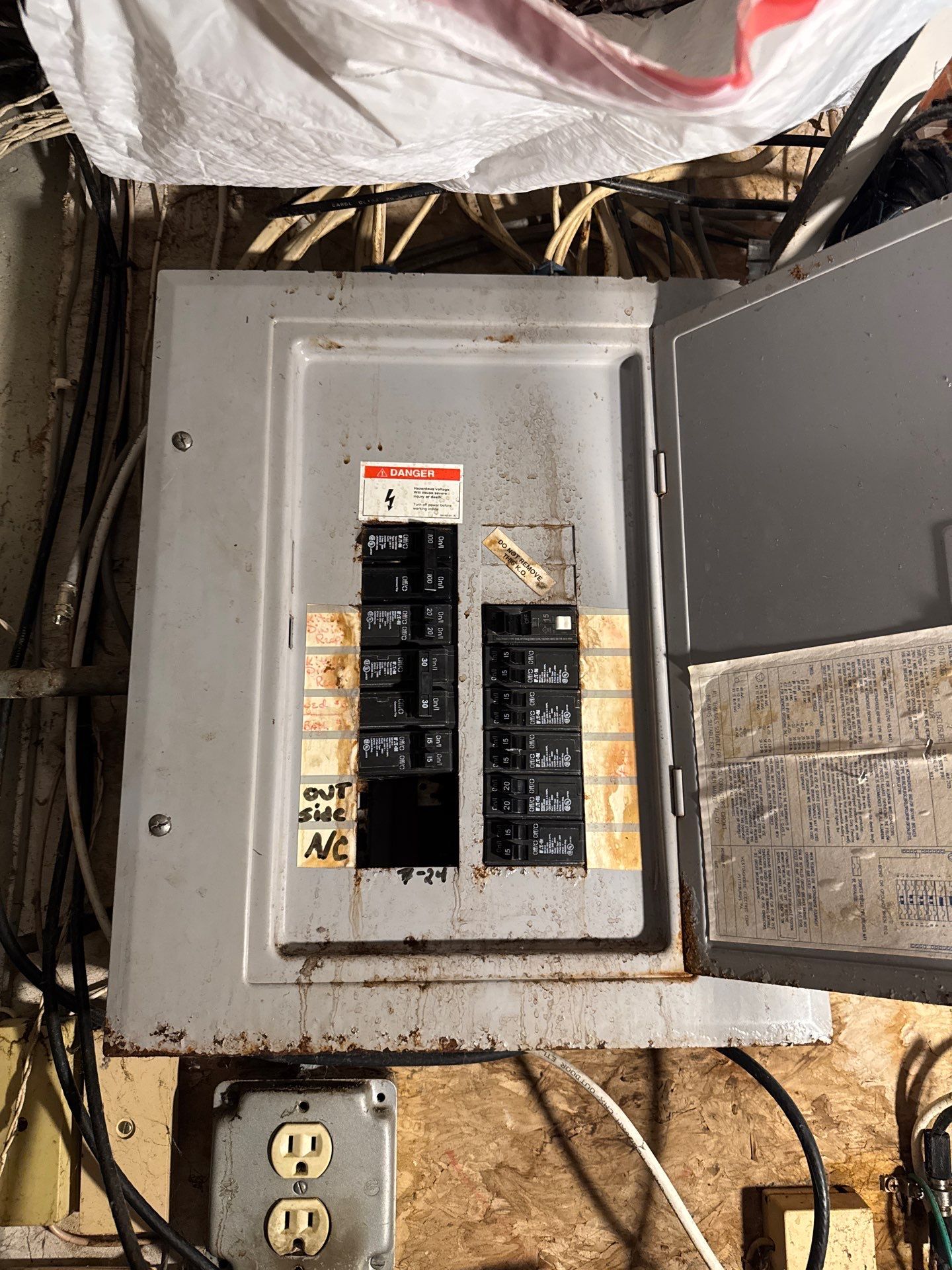 100A Service with Surge Protection – Installed by ZAM by ZAM Electric