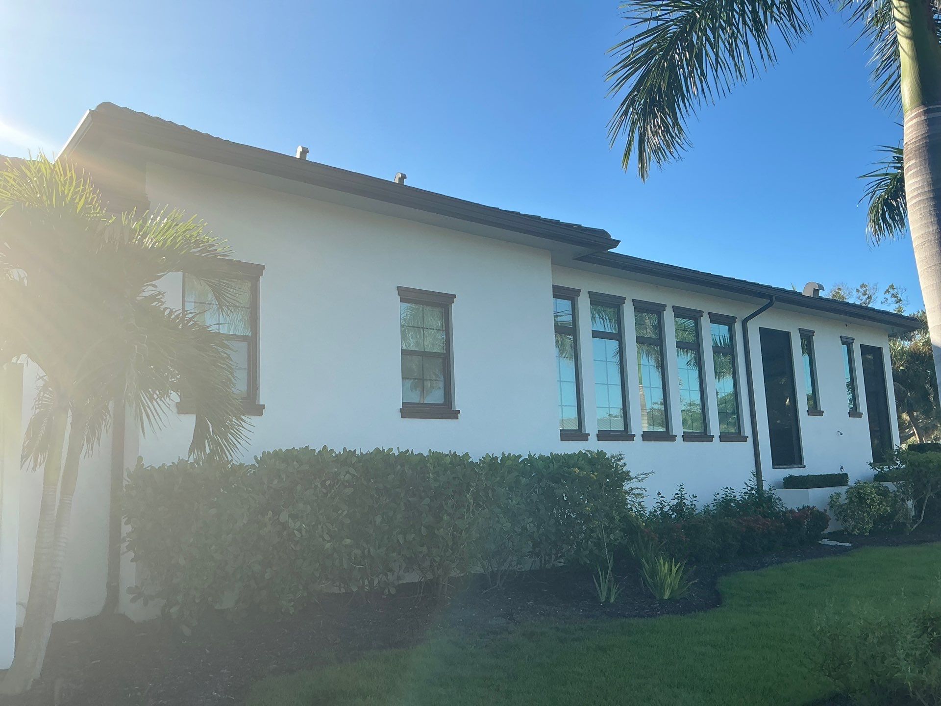 Gutter Cleaning Service in Siesta Key FL by Gutter Professors
