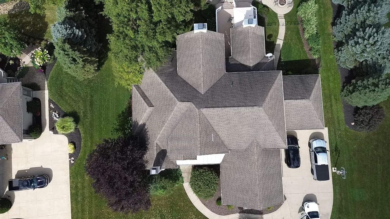 ATLAS PINNACLE COLOR: WEATHERED WOOD by Eagle Eye Roofing
