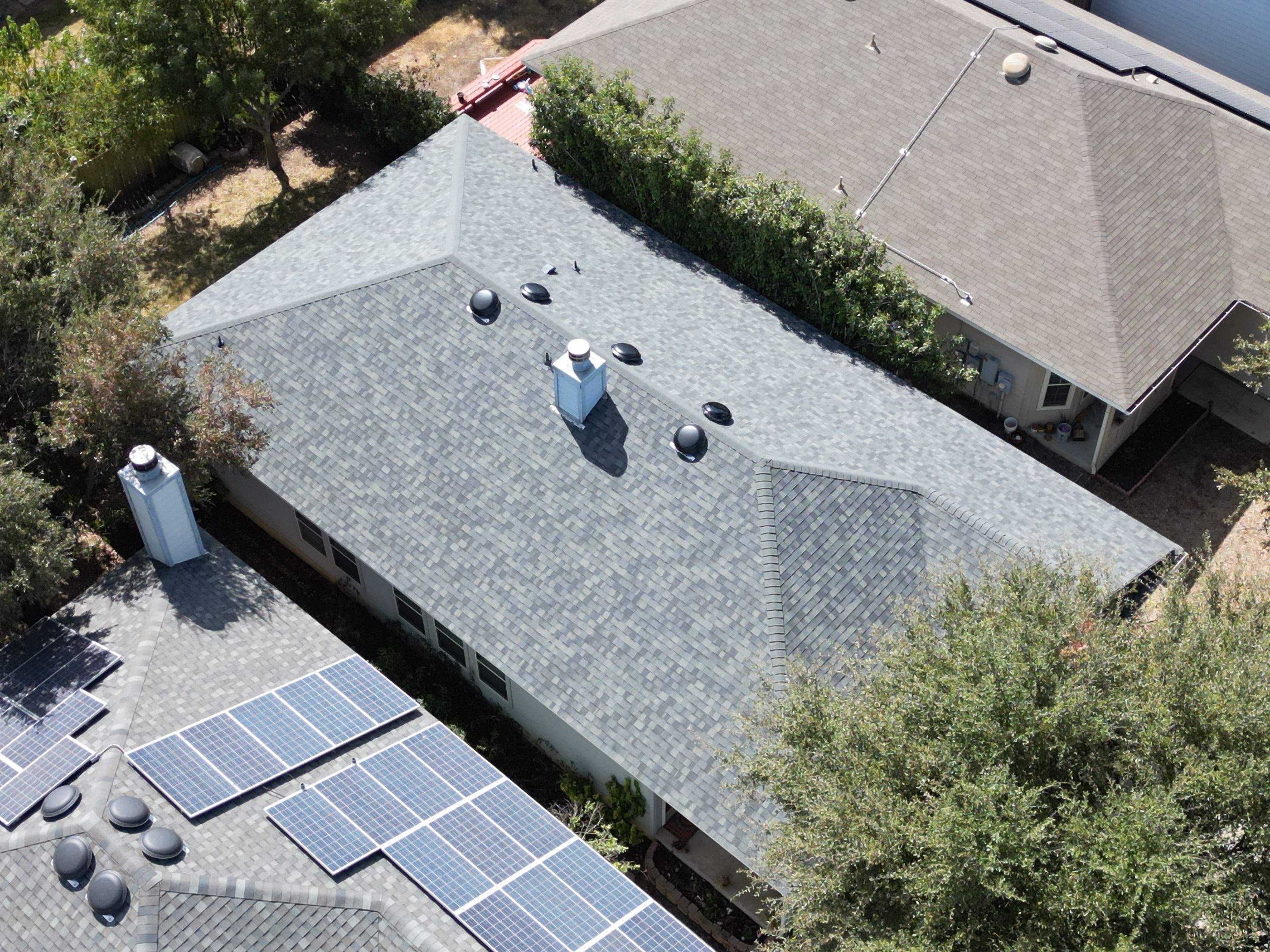 Estate Gray - Owens Corning TruDefinition Duration by RoofsOnly.com