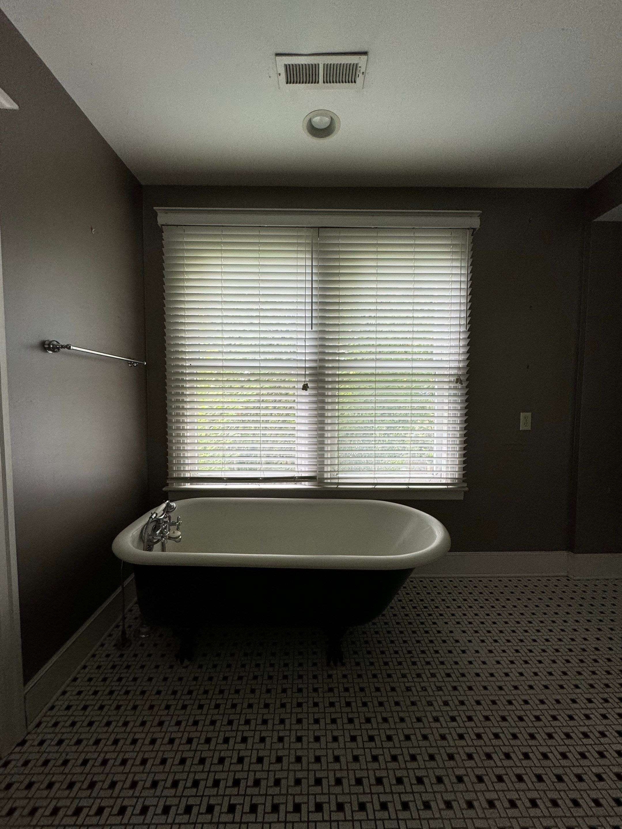 Historic 1906 Capital Hill Remodel by LinMak Construction