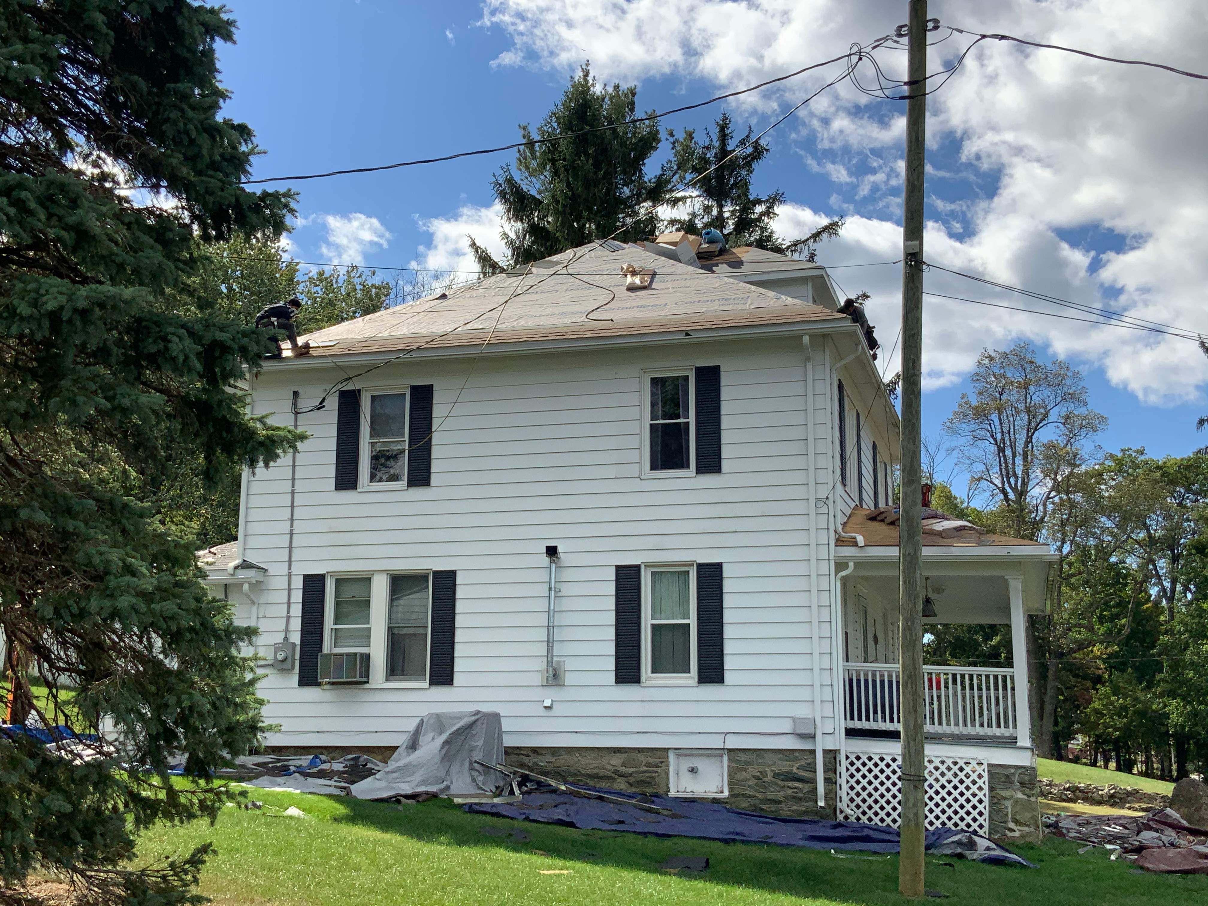 Residential Roofing Installation using Max Def Resawn Shake by Alpha Design Services