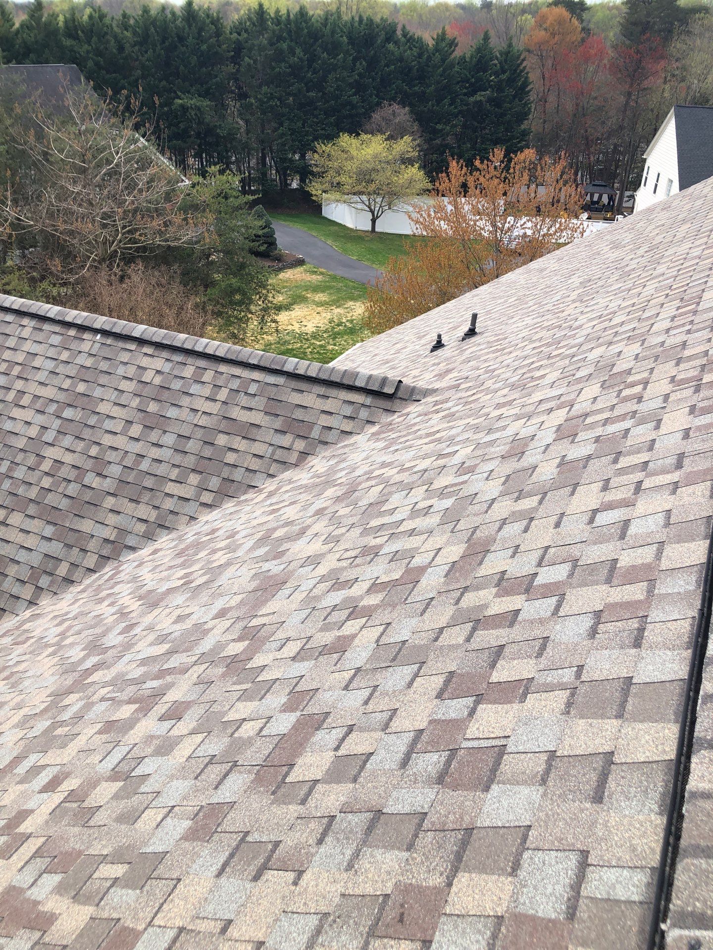 Burke: CertainTeed Landmark Pro Designer Shingles in Max Def Weathered Wood by RM Banning, Inc.