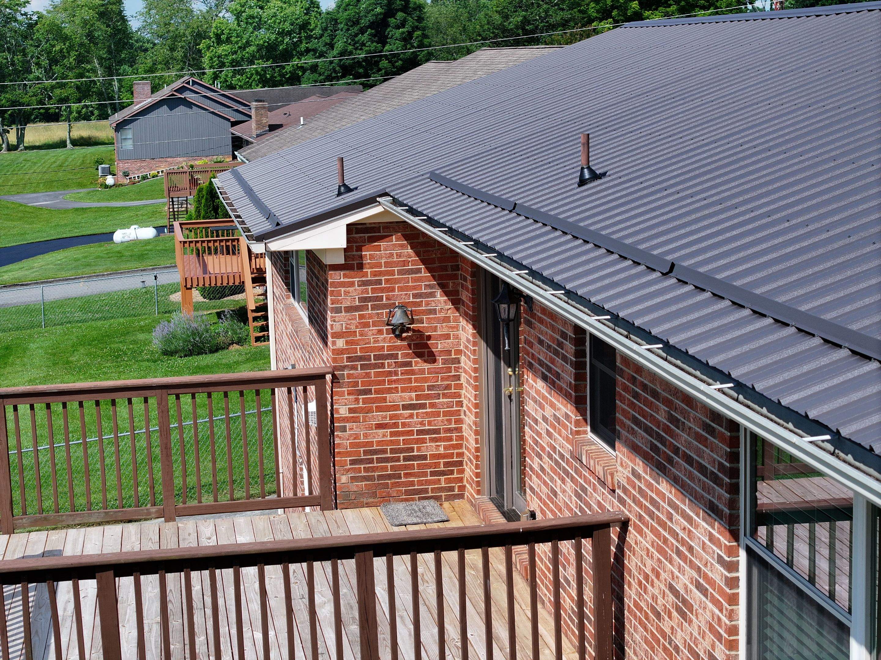 Maximoff Residence by Omnia Roofing