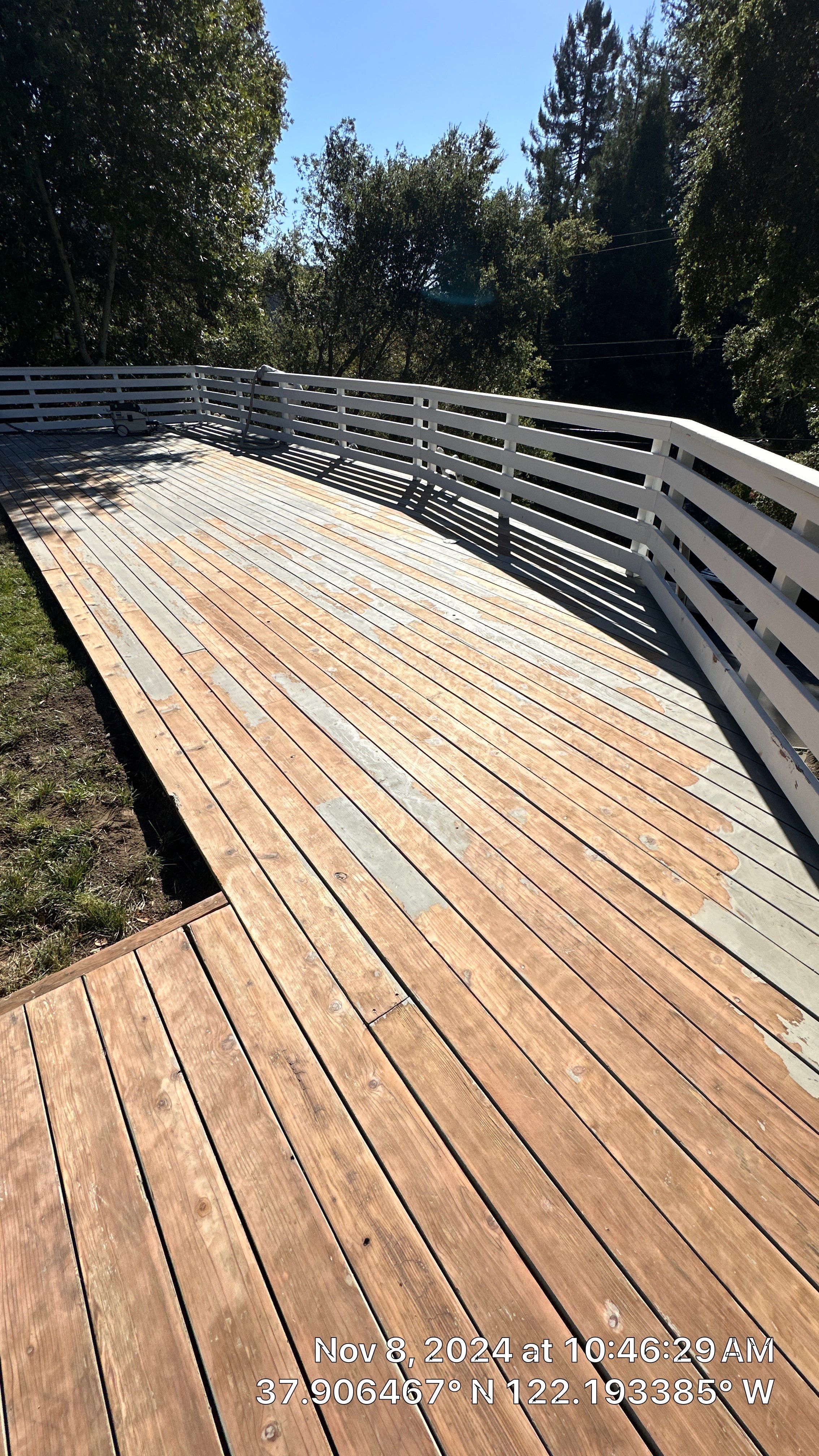 Deck Repaint using Sherwin-Williams by Herrera’s Bay Area Painting inc.