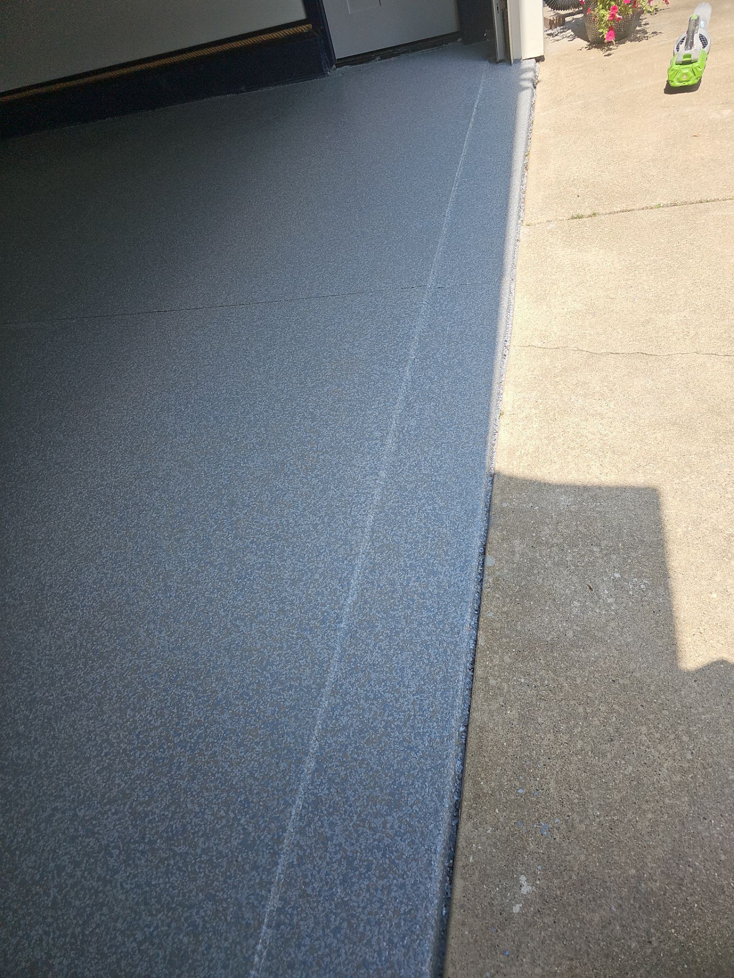 Garage floor in Marcellus, MI! by Innovative Spaces / Innovative Concrete Coatings