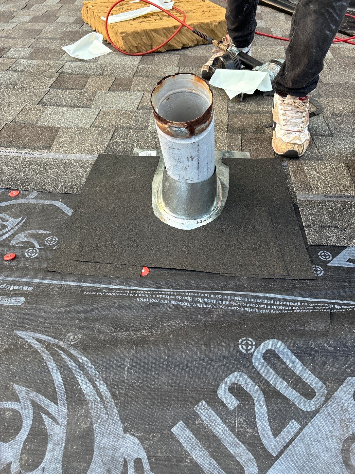 Residential Roofing Installation using Owen's Corning Duration (Lifetime) Shingles by Roof Repair Company