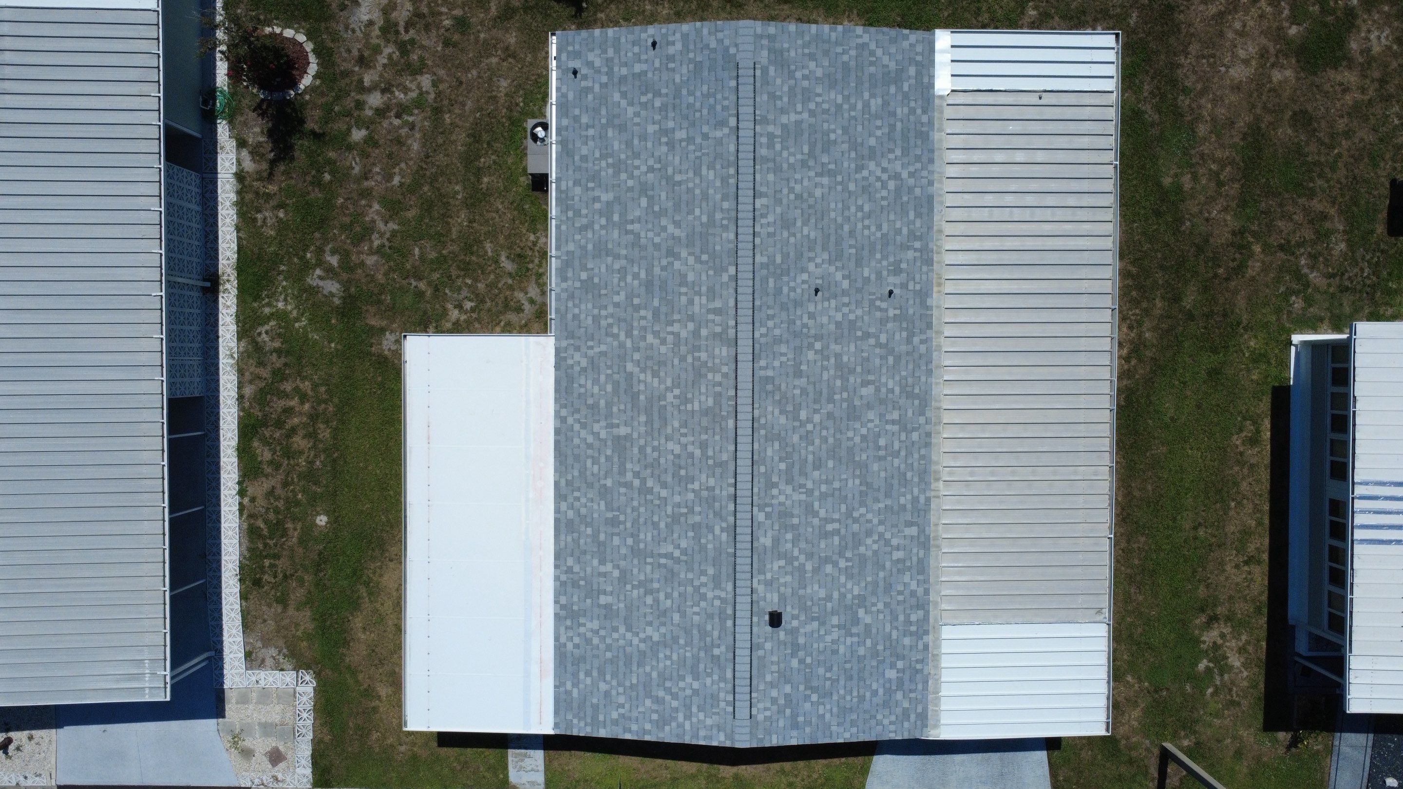 Roof replacement in Palmetto, FL by Steadfast Roofing