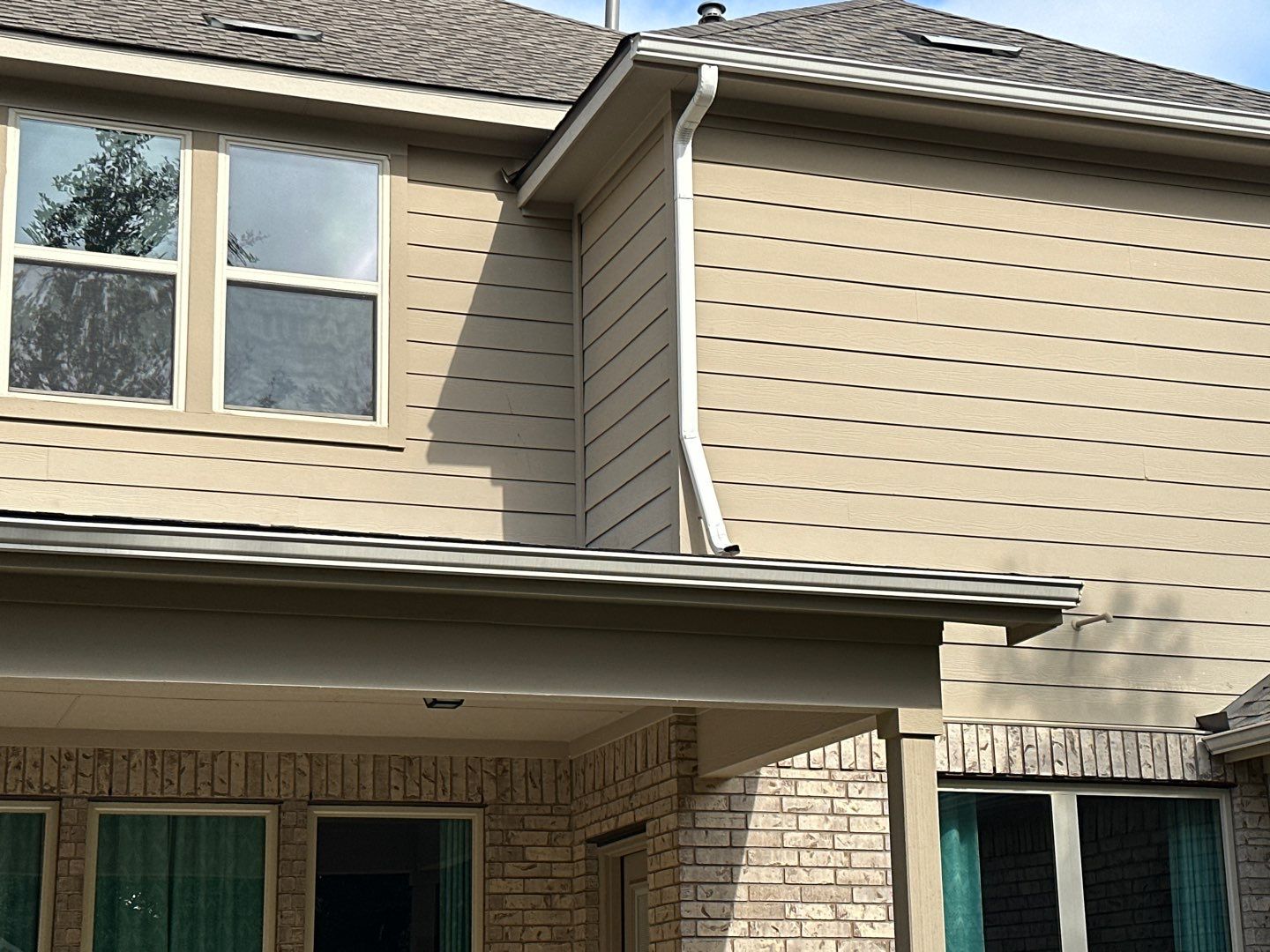 GAF HDZ - Weathered Wood by Elite Roofing LLC