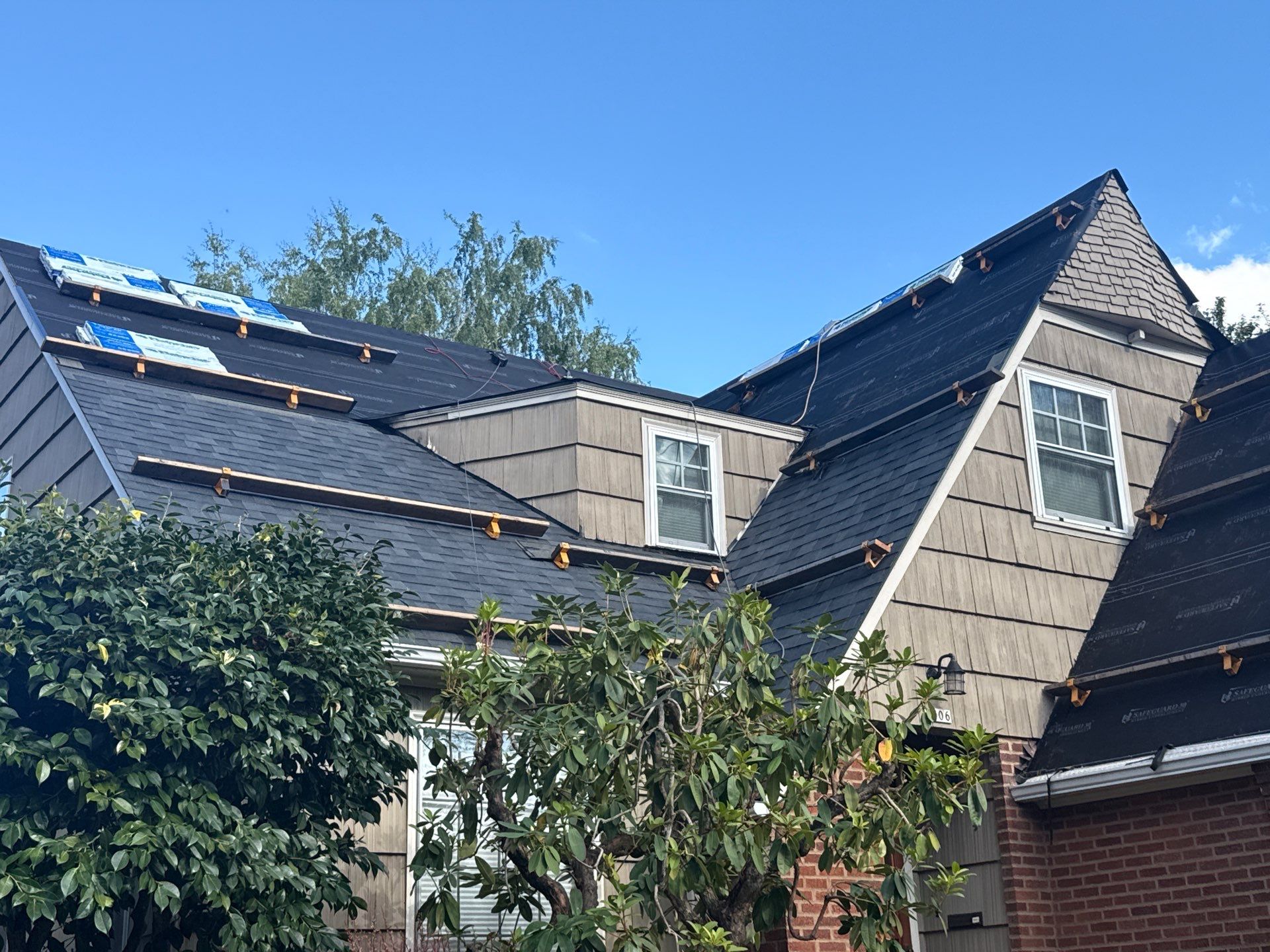 Project in Portland by Tom Leach Roofing
