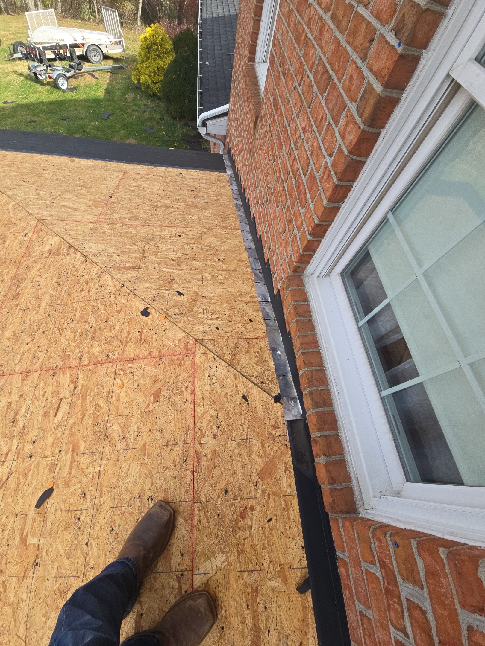 Residential Roofing Installation using GAF Timberline HDZ Charcoal by Rainstoppers Roofing