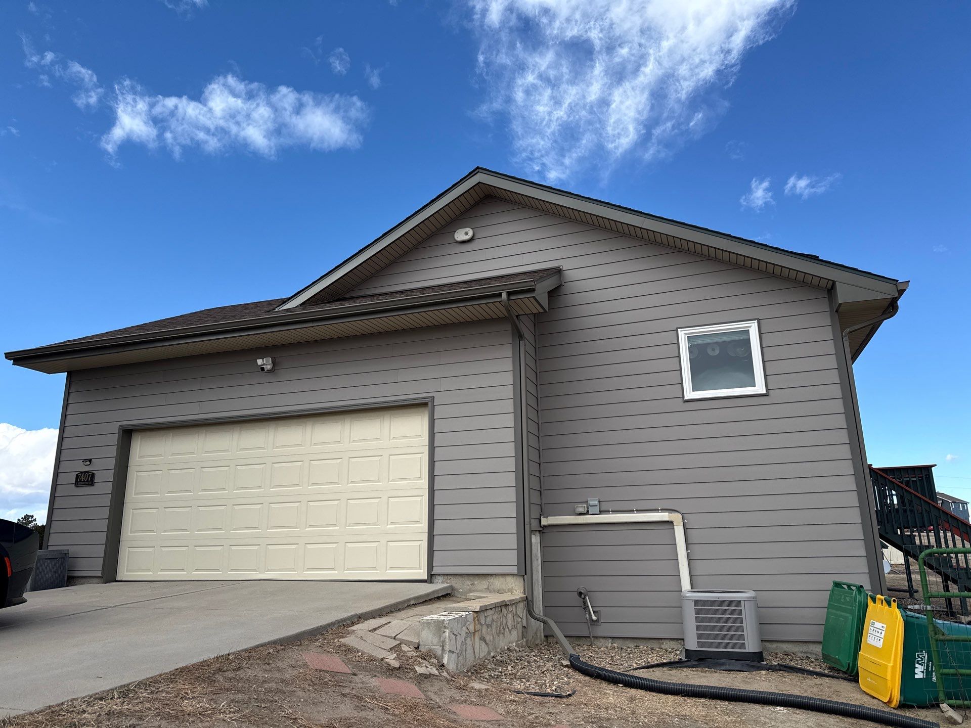 Align Siding and Anlin window in Elizabeth by 1st choice windows and siding