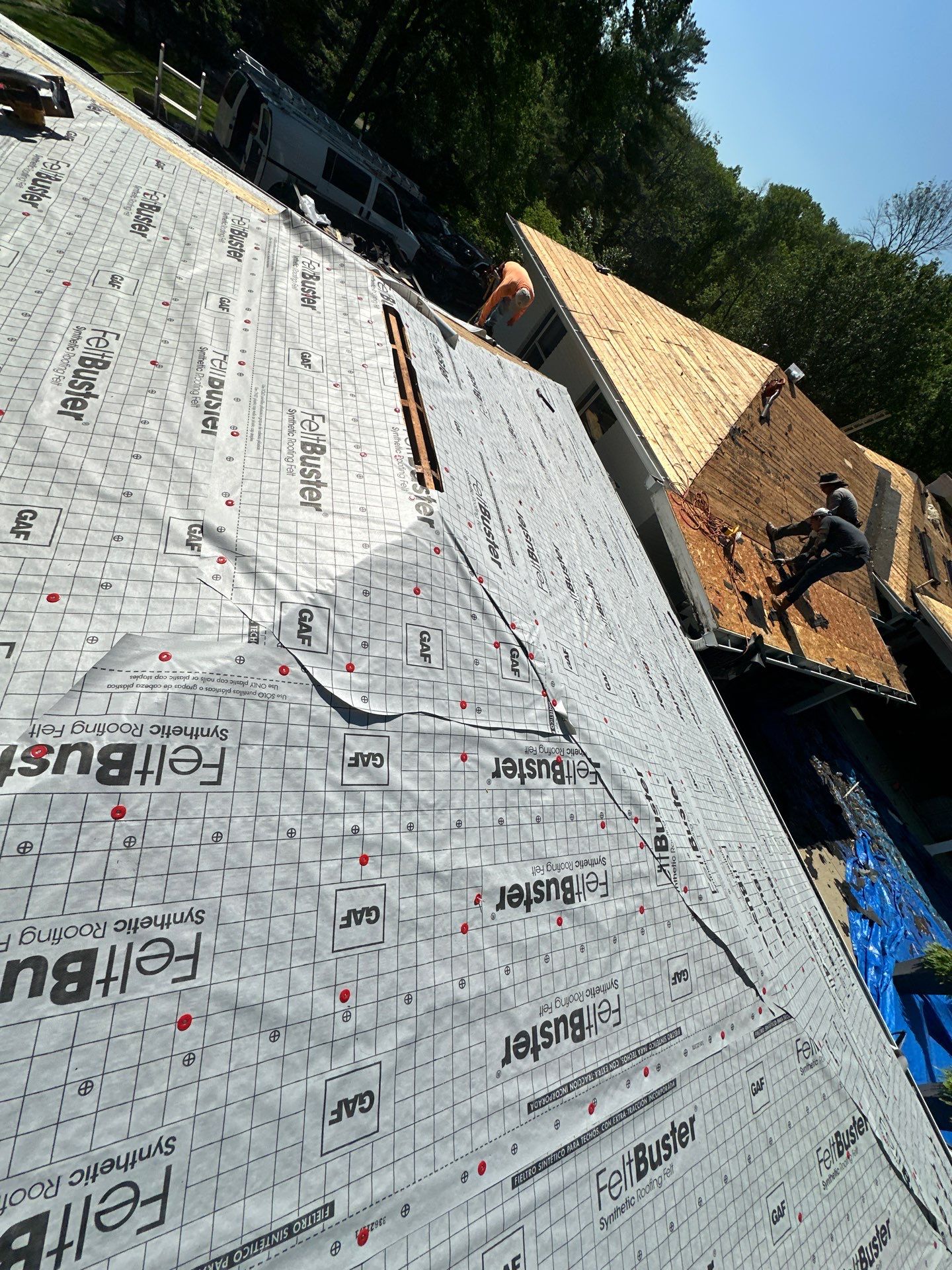 Residential Roofing Installation using GAF Timberline HDZ and Standing Seam Metal by Undersun Roofing 
