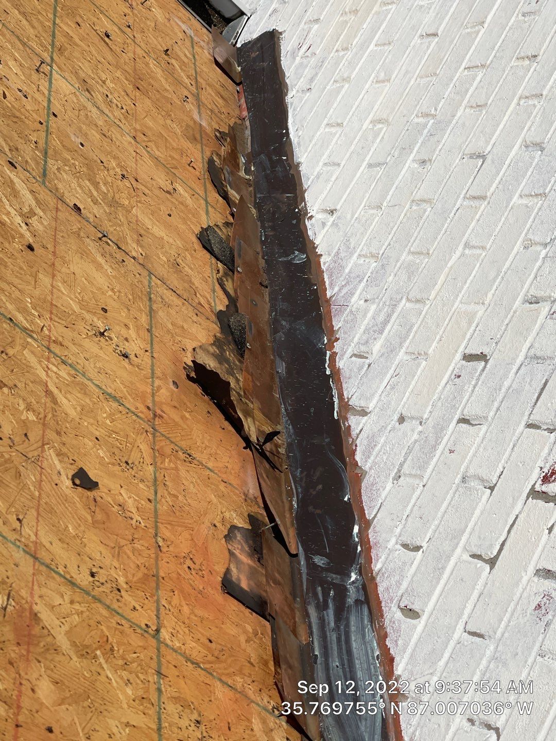 Residential Roofing Installation using Owens Corning Oakridge Roofing System by Undersun Roofing 