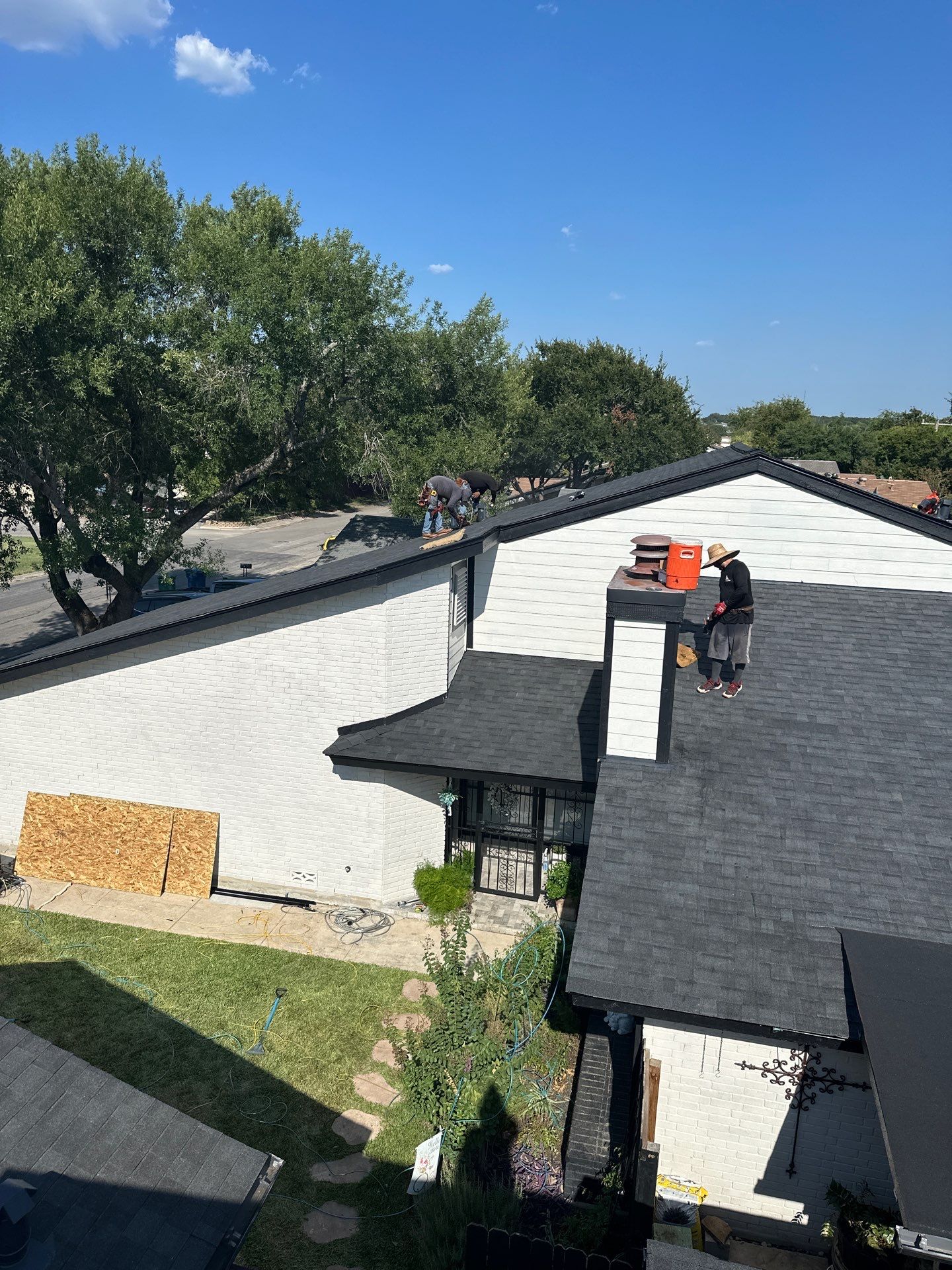 Brillantly Black - Malarkey Vista by RoofsOnly.com