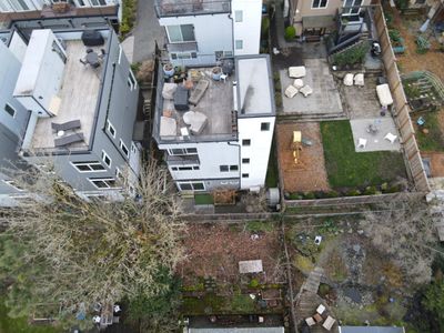 Roof Top Deck in Seattle