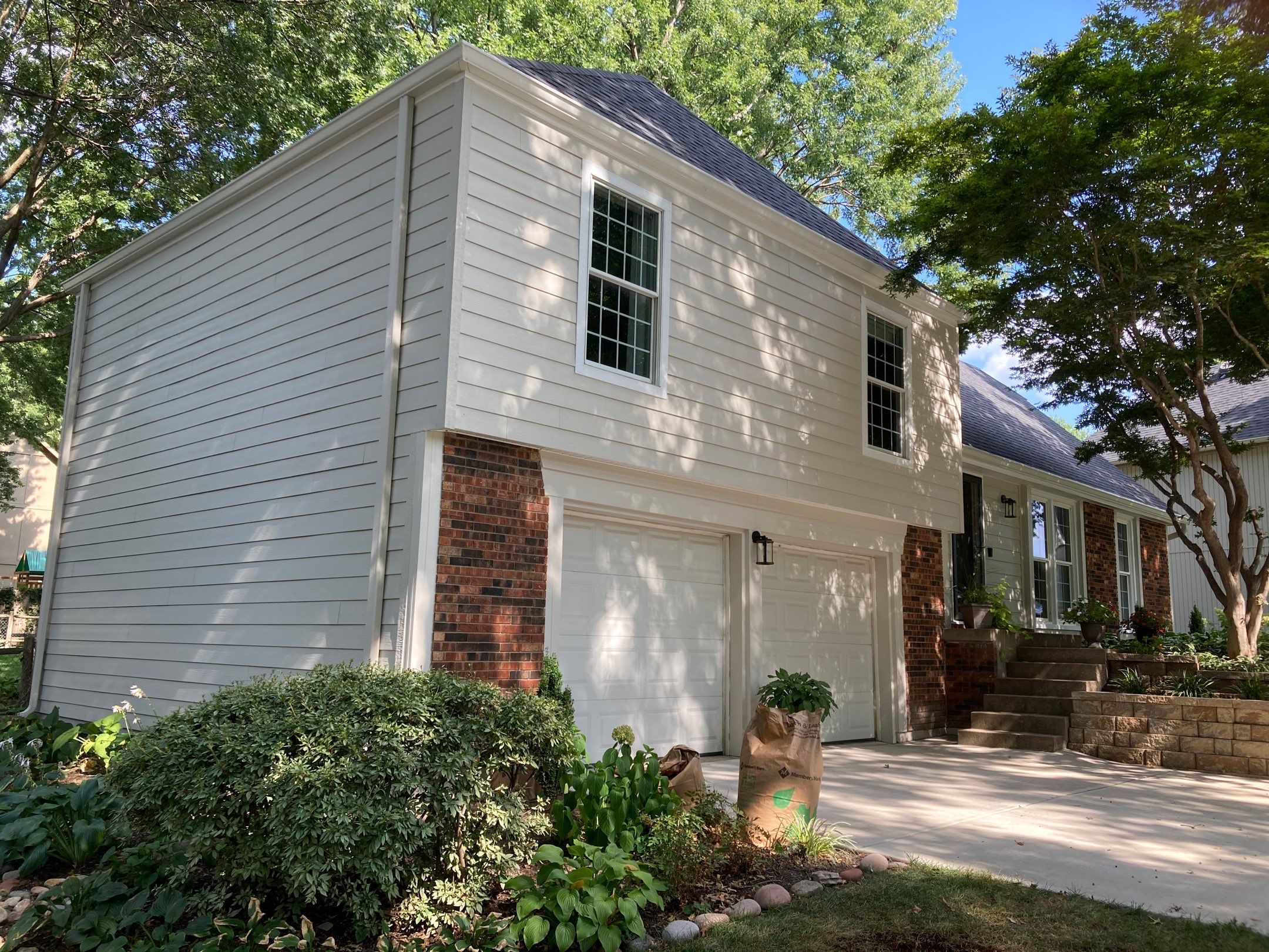 Siding Installation using James Hardie by EEC  Windows, Siding & Roofing 