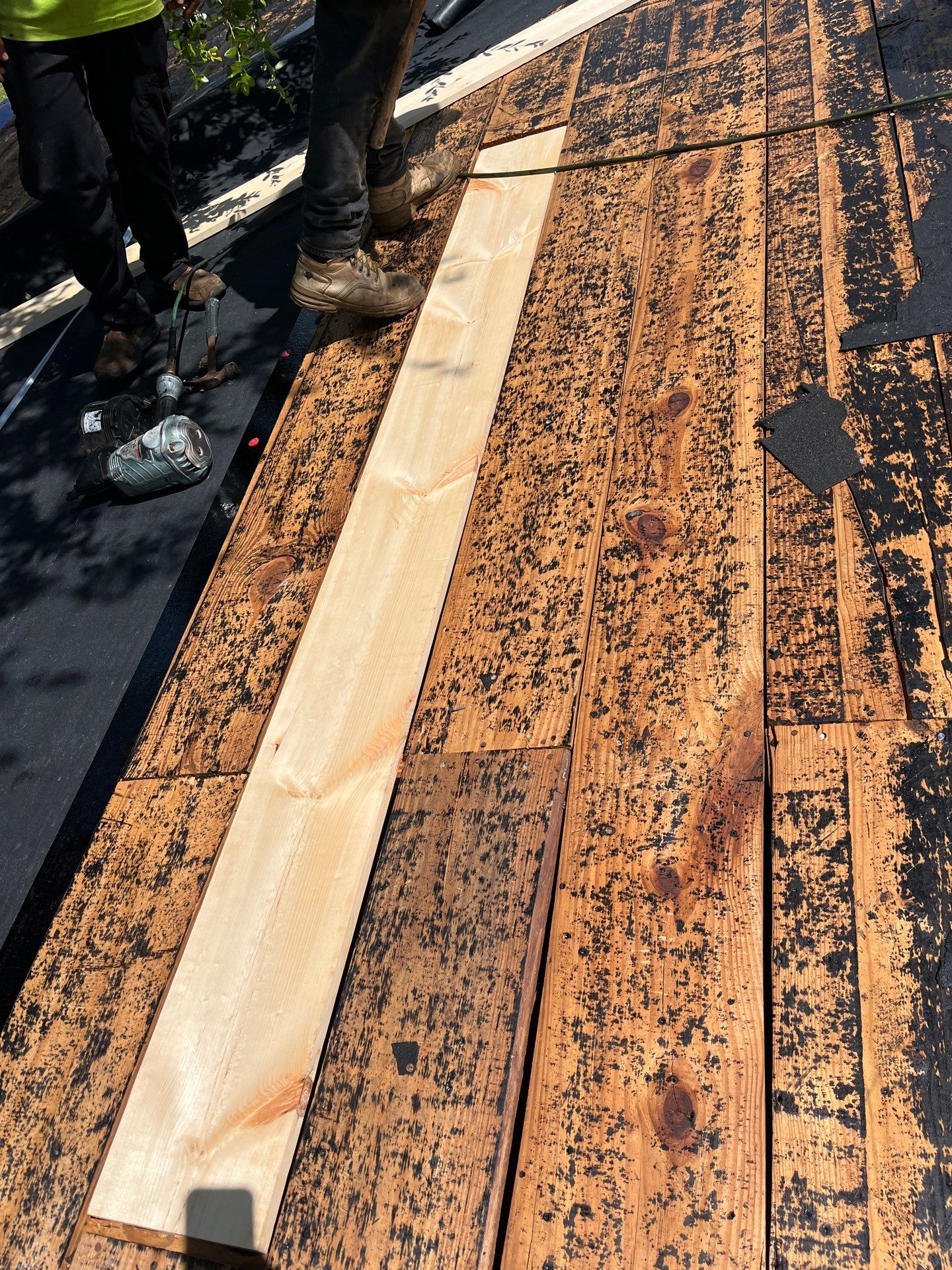 Project in St. Petersburg 33710 by Mitchell Roofing Company LLC 