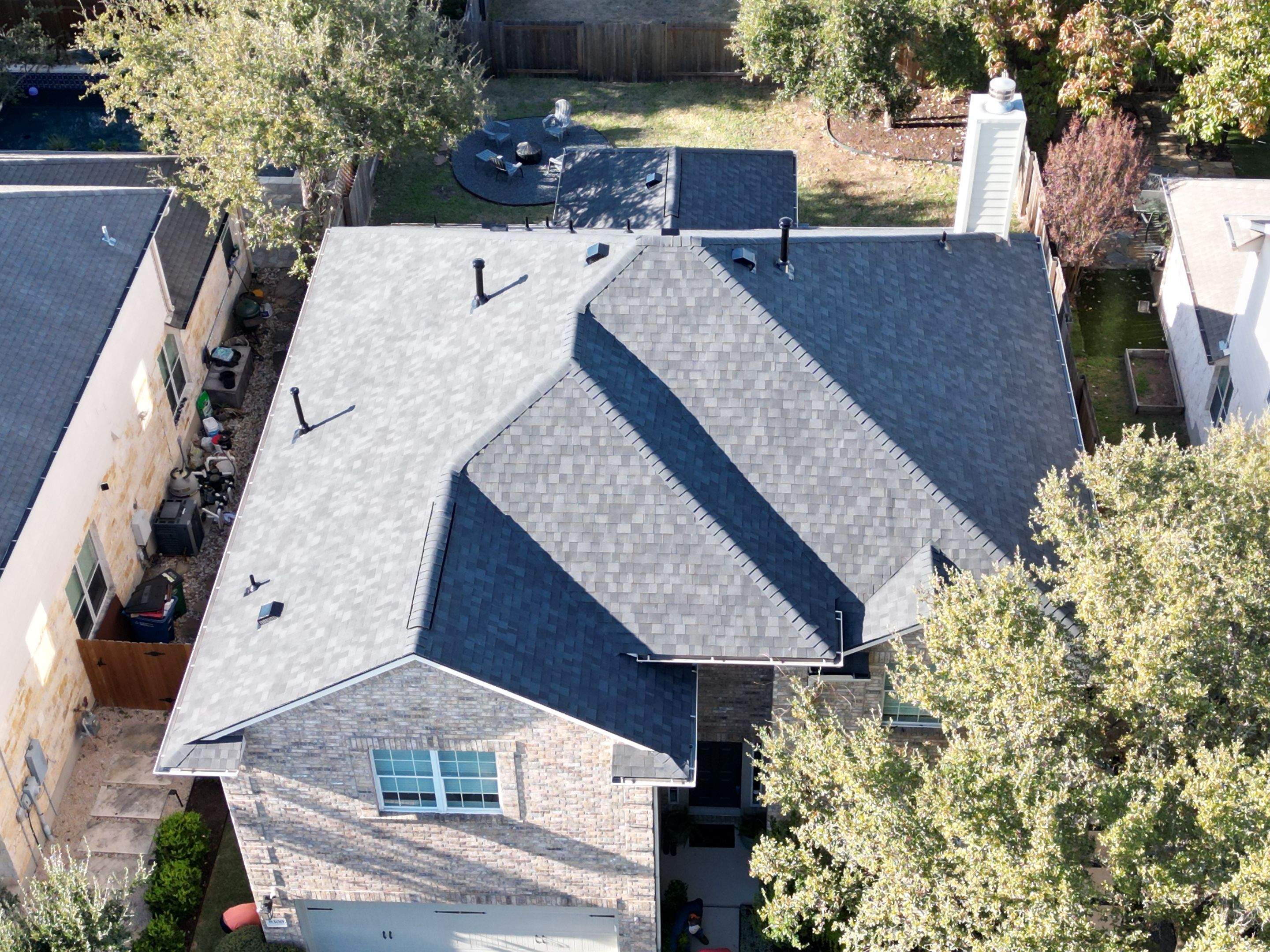 Onyx Black - Owens Corning TruDefinition Duration by RoofsOnly.com