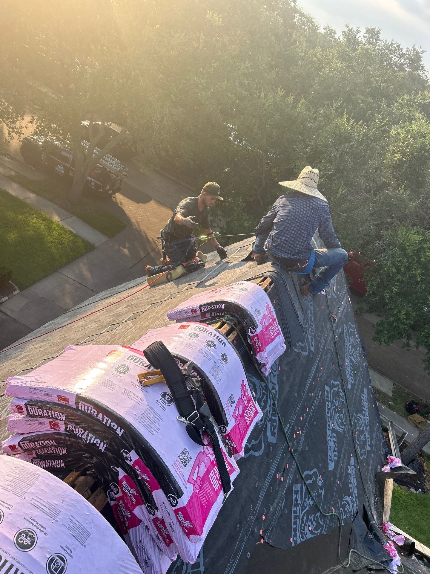 Residential Roofing Installation using Owen's Corning Duration (Lifetime) Shingles by Roof Repair Company