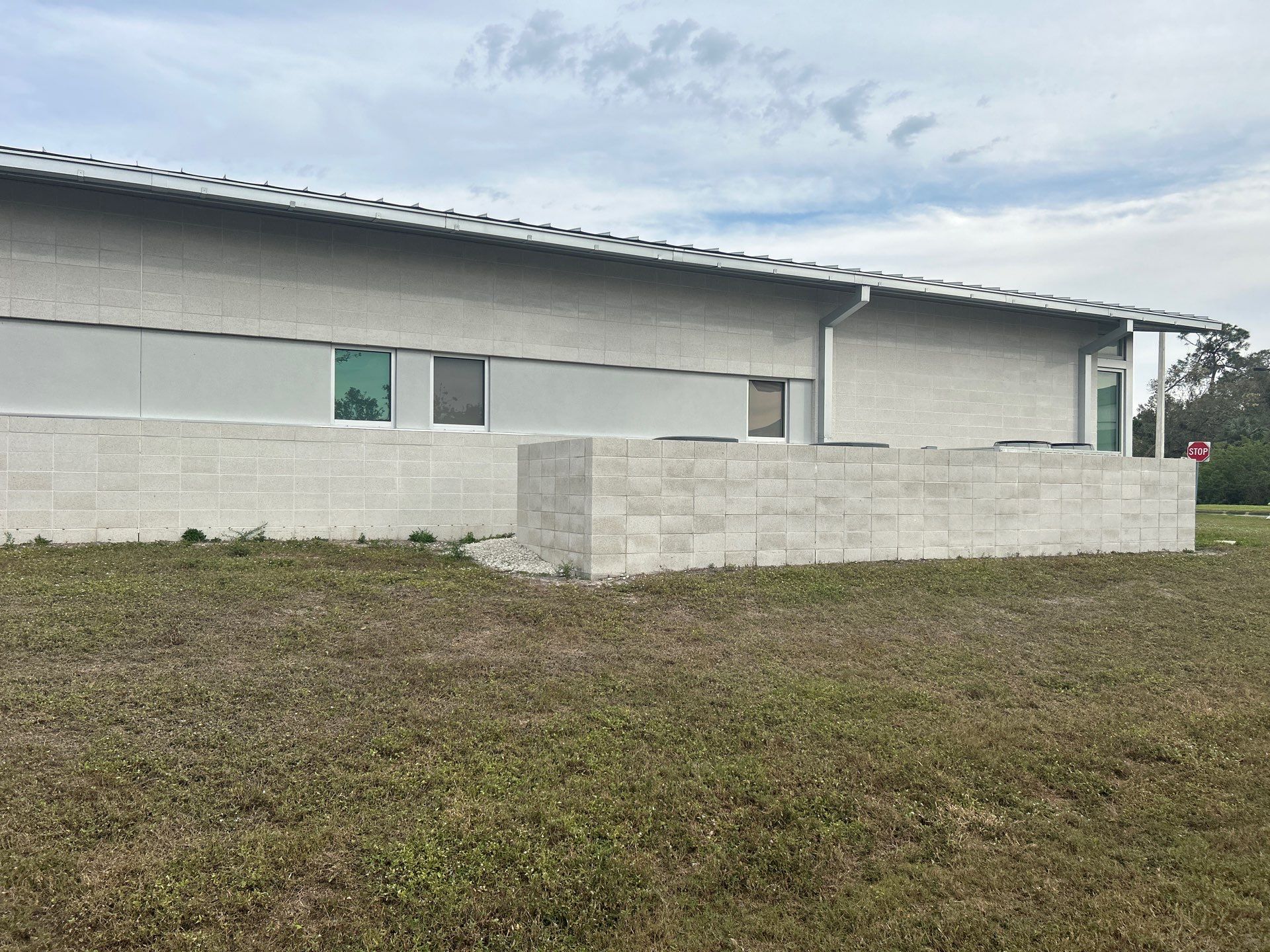 7-Inch Smooth Box Seamless Gutters using smooth box gutters in Sarasota FL by Gutter Professors