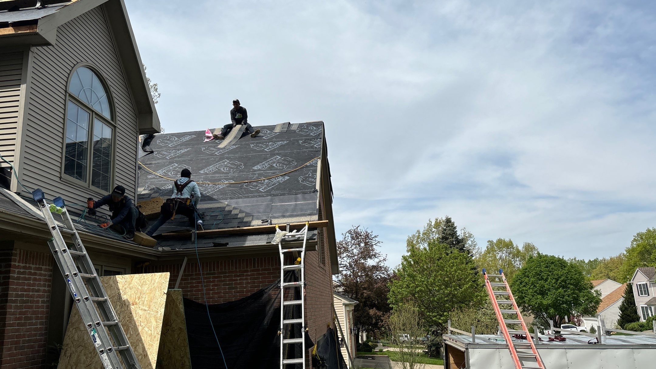 Roof Replacement using Owens Corning by 180 Contractors