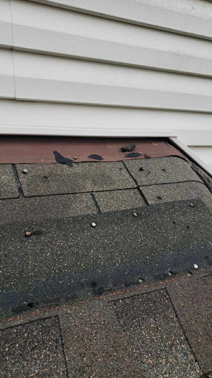 Fairfax Station: CertainTeed Landmark Pro Designer Shingles in Max Def Weathered Wood by RM Banning, Inc.